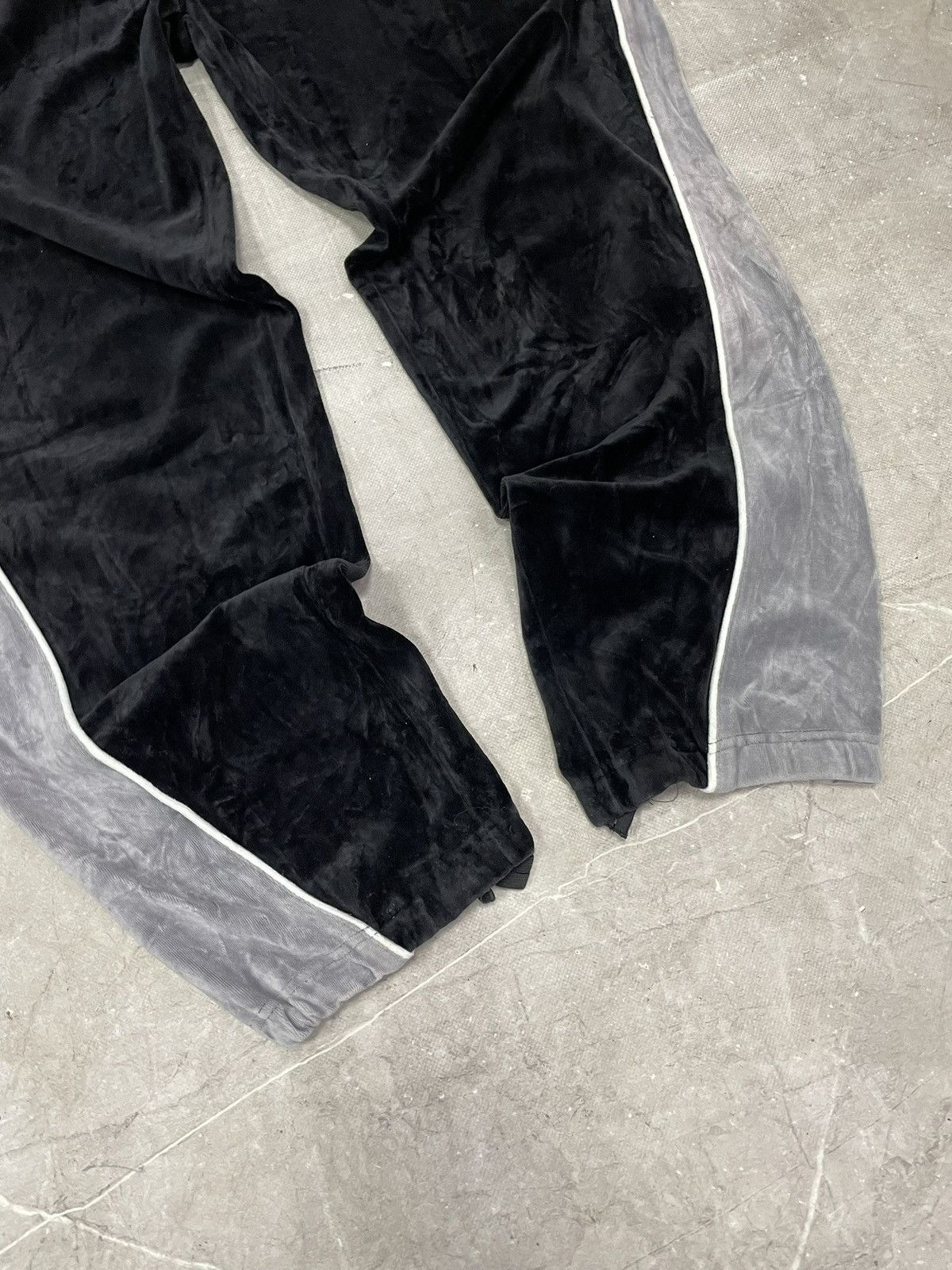 Pelle Pelle Pelle Pelle vintage rap track pants velour y2k Size US 34 / EU 50 - 3 Thumbnail
