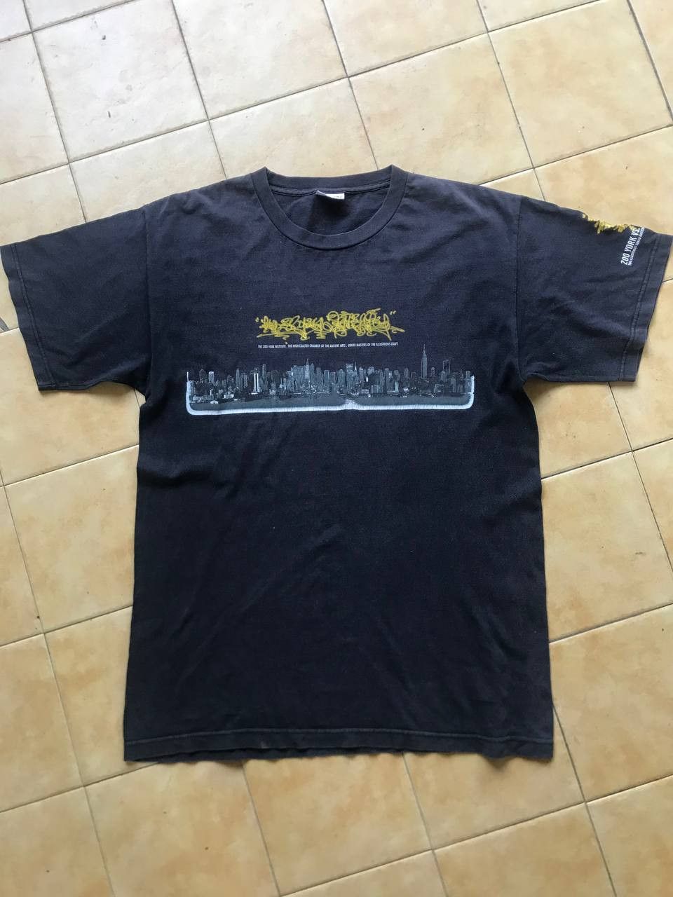 Hook-Ups × Vintage Vintage Zoo York vs Phase II Faded Tee Size US M / EU 48-50 / 2 - 2 Thumbnail