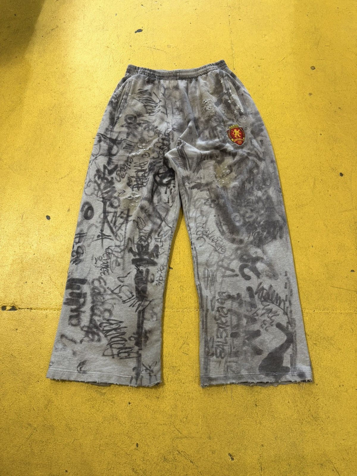 Balenciaga Skater/Graffiti Sweatpants Mudshow Summer 2023