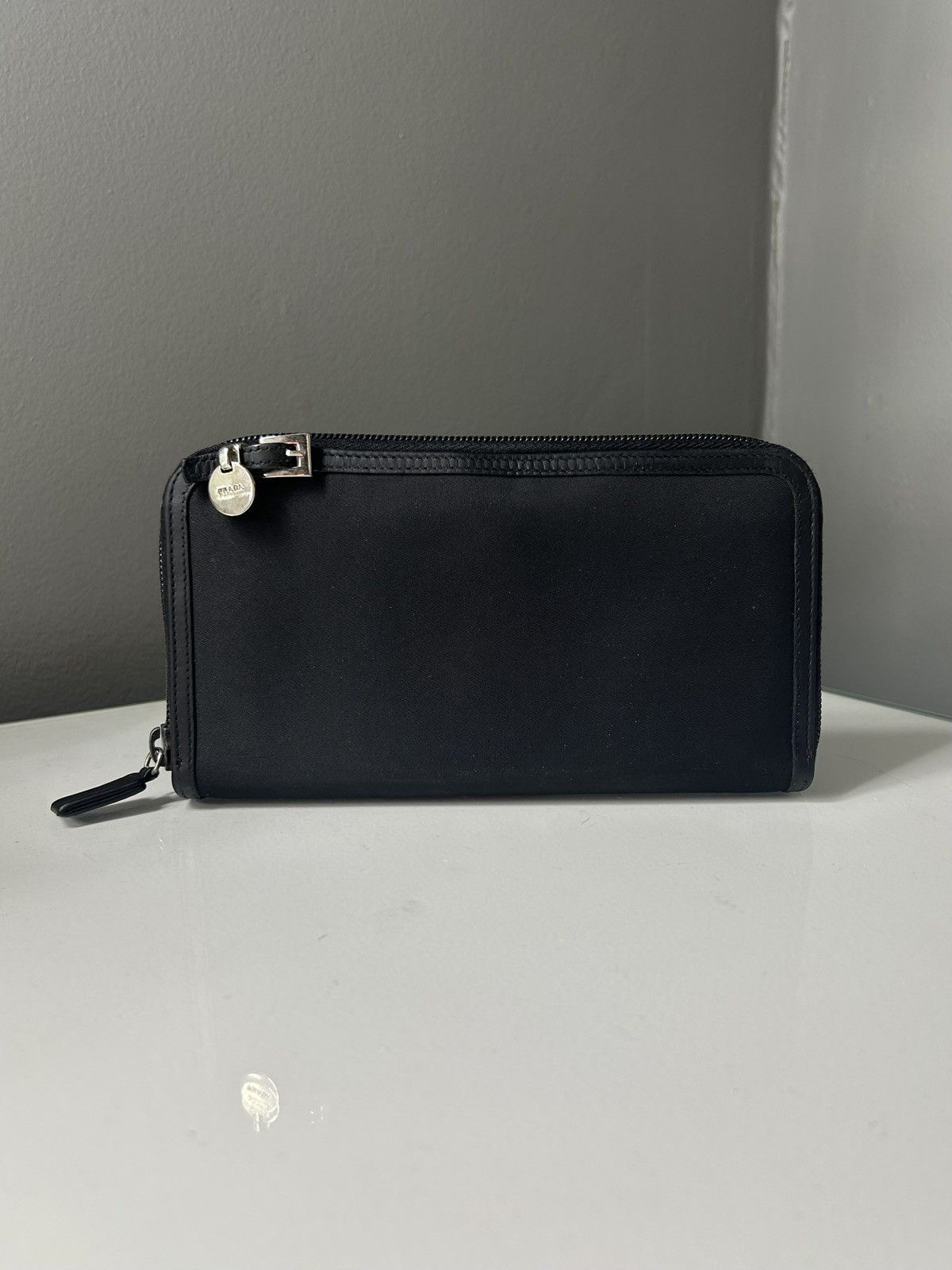 Prada Vintage Prada Nylon Black Zippy Wallet Size ONE SIZE - 1 Thumbnail