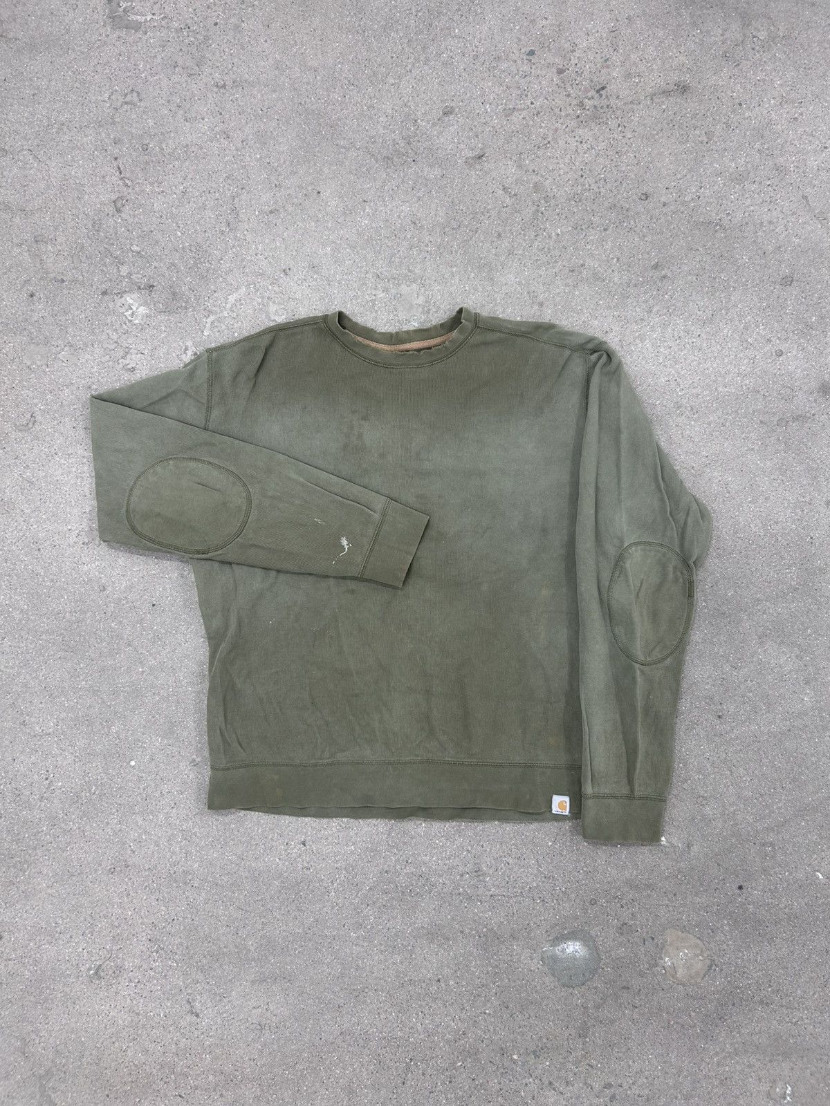 Carhartt large sweater sunfaded size large