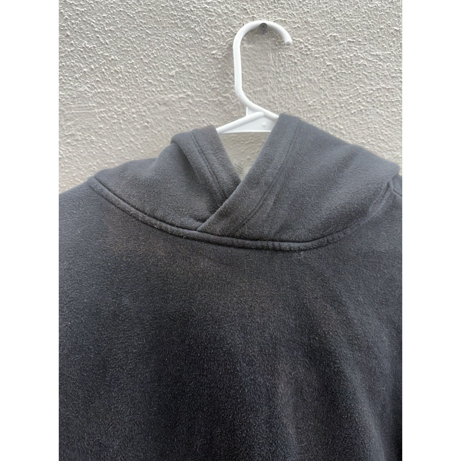 Vintage All In Motion Womens Sweatshirt XL Black Pullover Hoodie Thumb Holes Regular Fit Crew Neck Jacket? Size XL / US 12-14 / IT 48-50 - 3 Thumbnail