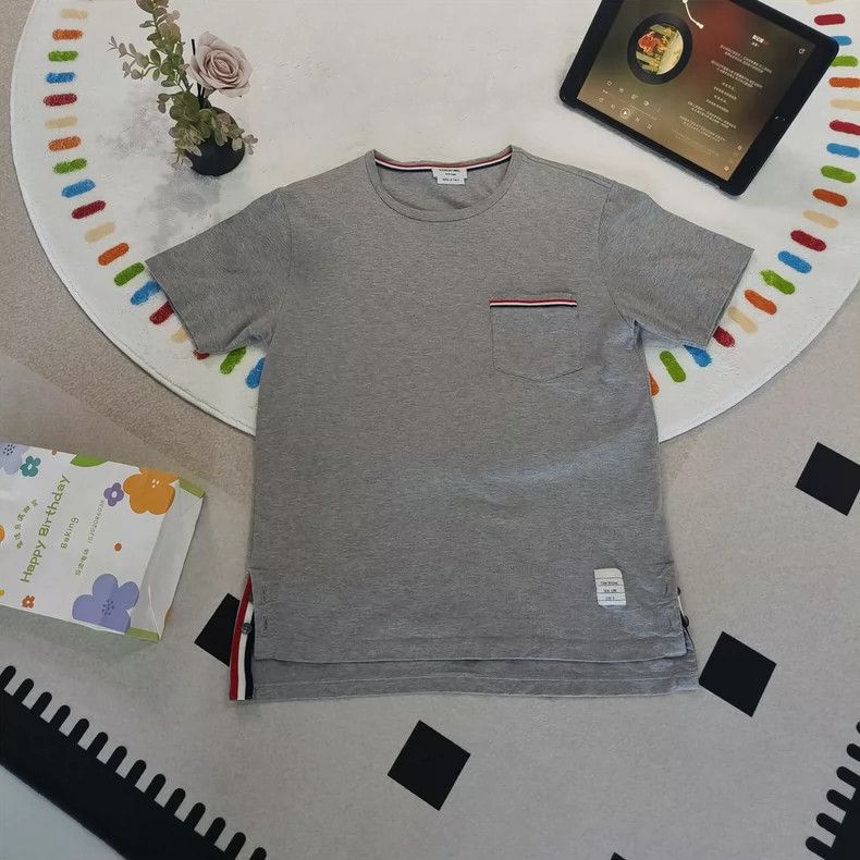 Thom Browne Thom Browne Gray round neck short sleeves Size US XS / EU 42 / 0 - 1 Thumbnail
