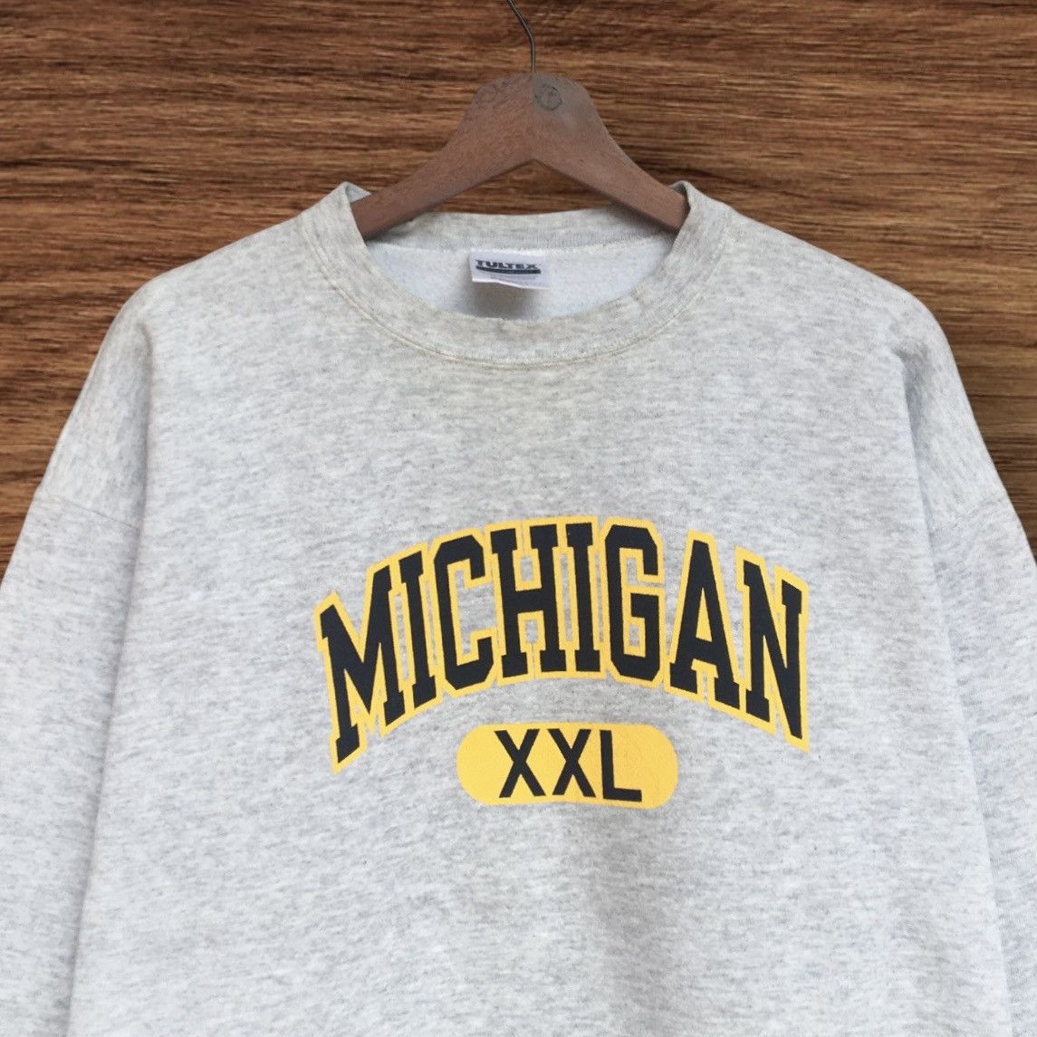 Tultex × Vintage Vintage 90s Tultex Michigan XXL Crewneck Size US L / EU 52-54 / 3 - 4 Thumbnail