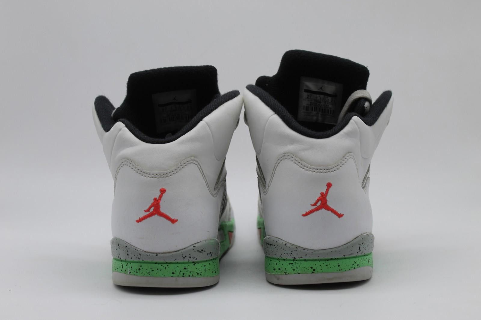 Jordan Brand Jordan 5 Retro White/Red/Poison Green/BLK 440889-115 Size 2 Size US 5 / EU 37 - 4 Thumbnail