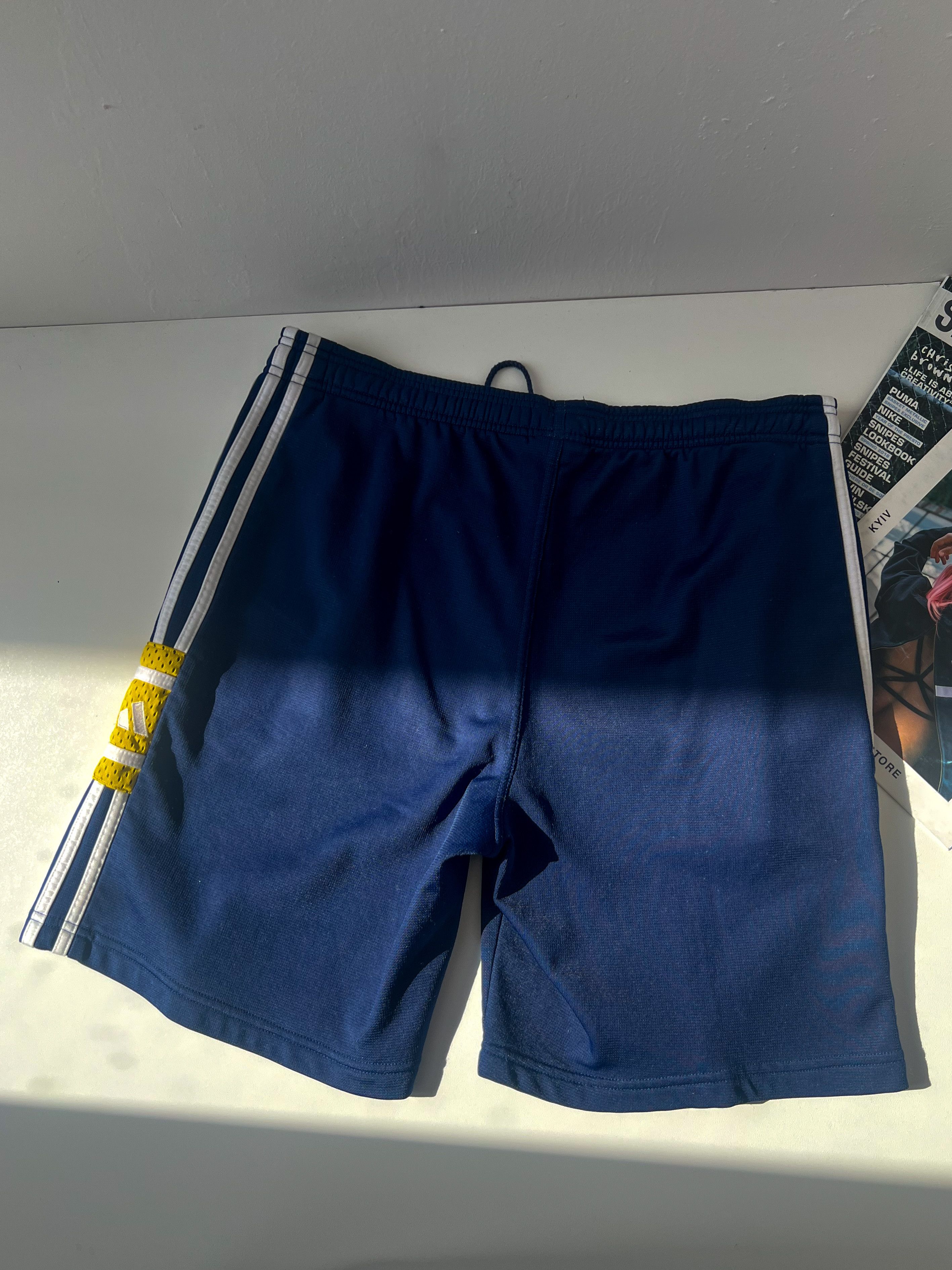 Adidas × Vintage Adidas vintage shorts Size US 34 / EU 50 - 6 Thumbnail