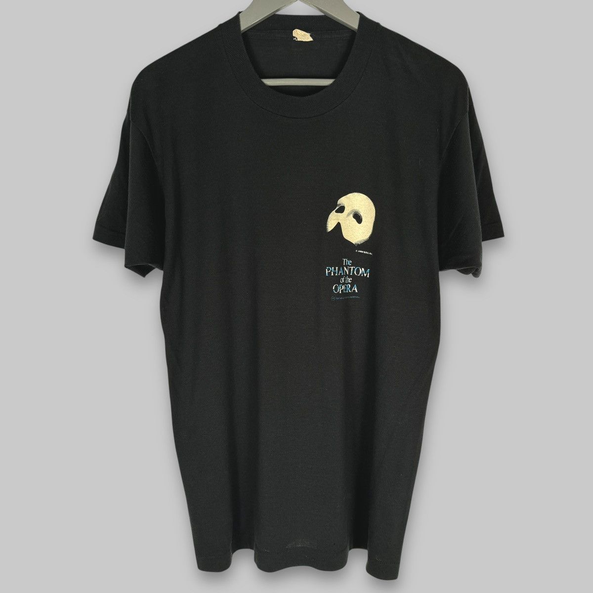 Vintage Vintage 1986 The Phantom Of The Mask Kanye Rare T Shirt Size US L / EU 52-54 / 3 - 1 Thumbnail