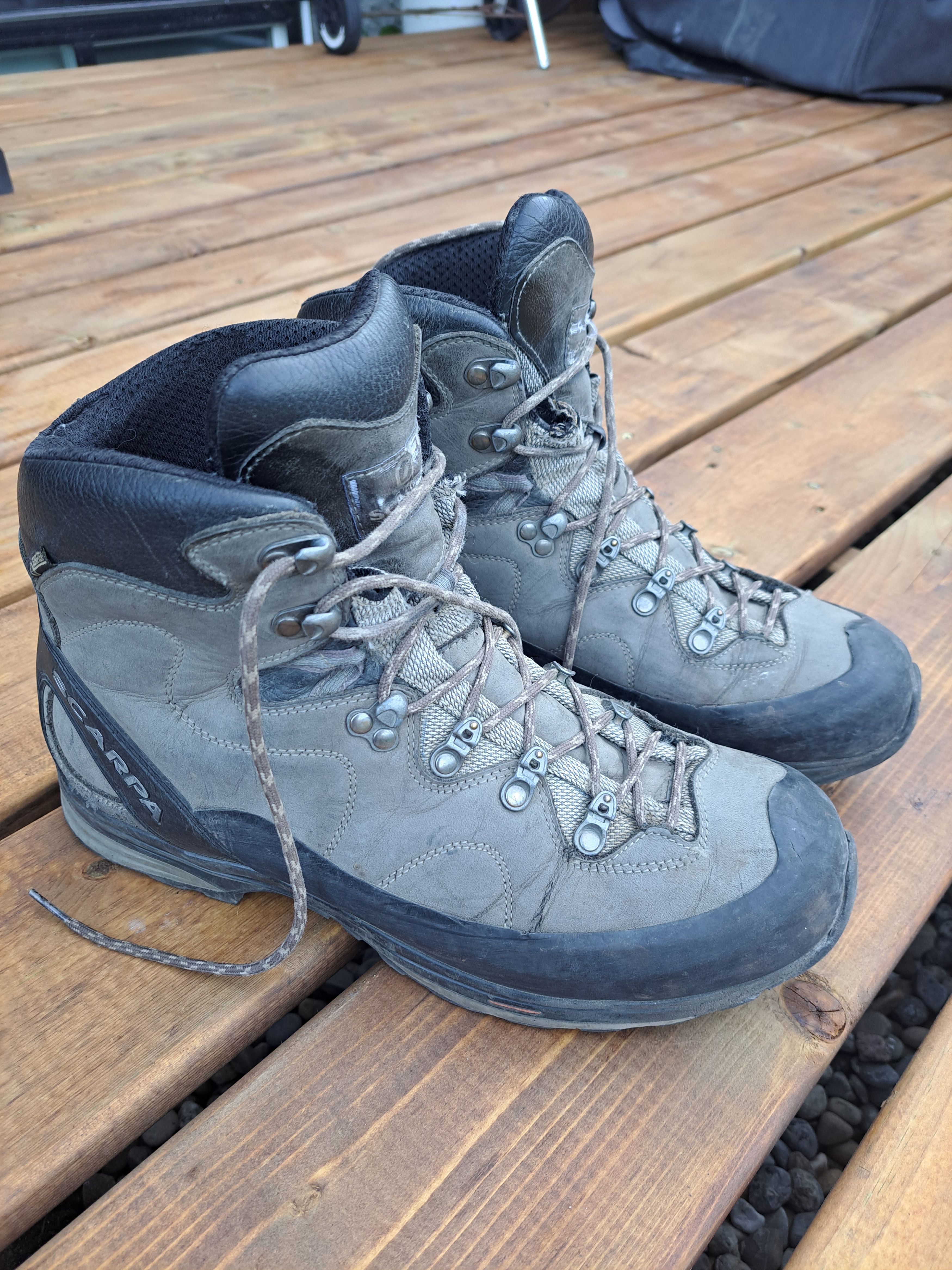 Other Scarpa gortex hiking boots Size US 10.5 / EU 43-44 - 2 Thumbnail