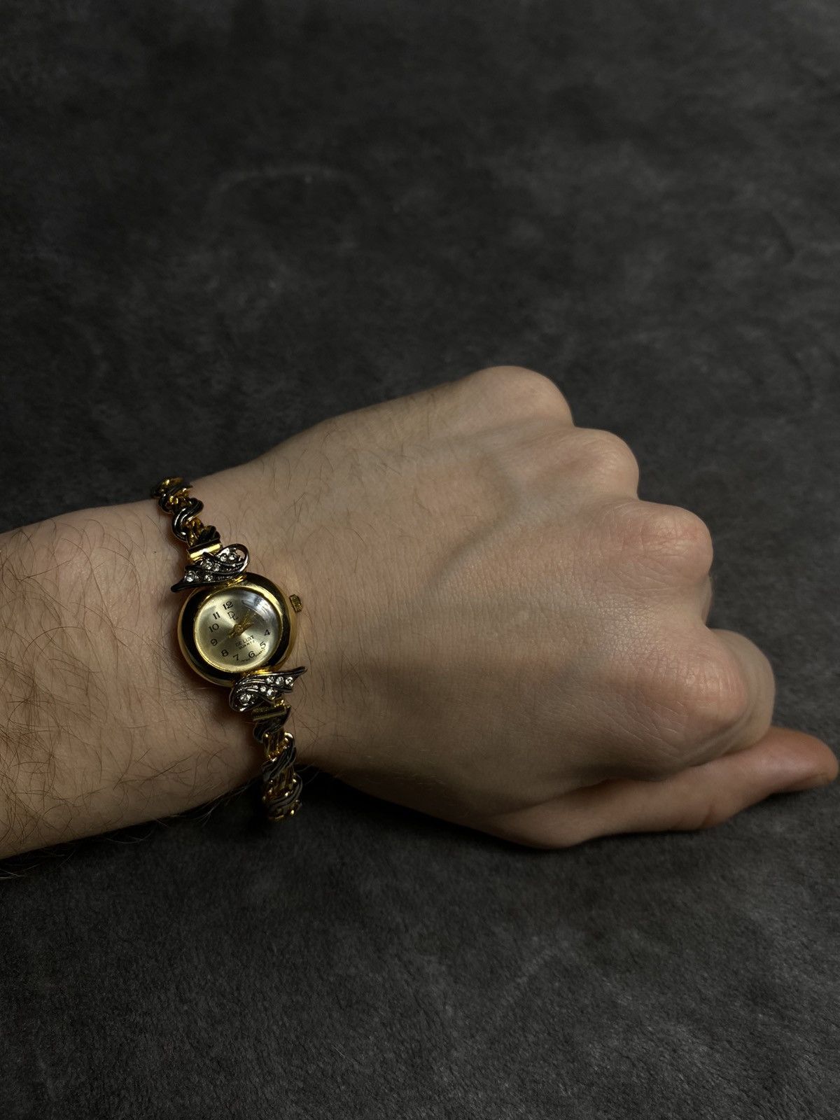 Japanese Brand × Jewelry × Vintage Futuristic Vintage Japanese Style Watch - Work 100% Size ONE SIZE - 2 Thumbnail