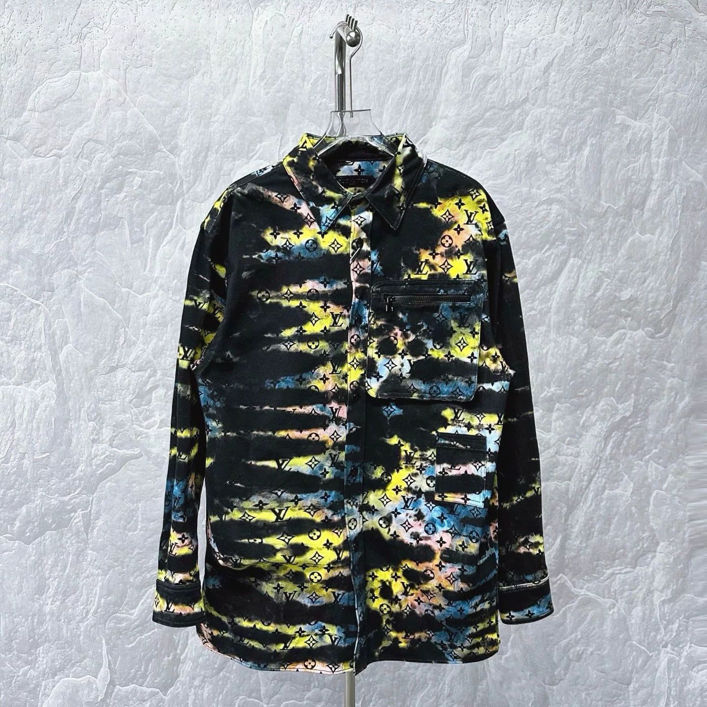 Louis Vuitton louis vuitton colorful printed jacket Size XS / US 0-2 / IT 36-38 - 1 Thumbnail