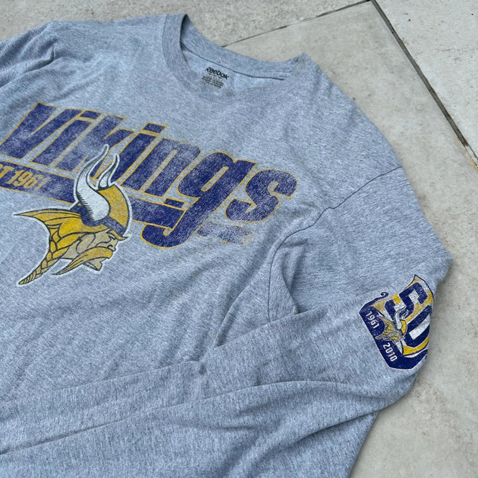Reebok Reebok Vintage Vikings Longsleeve Size US L / EU 52-54 / 3 - 4 Thumbnail