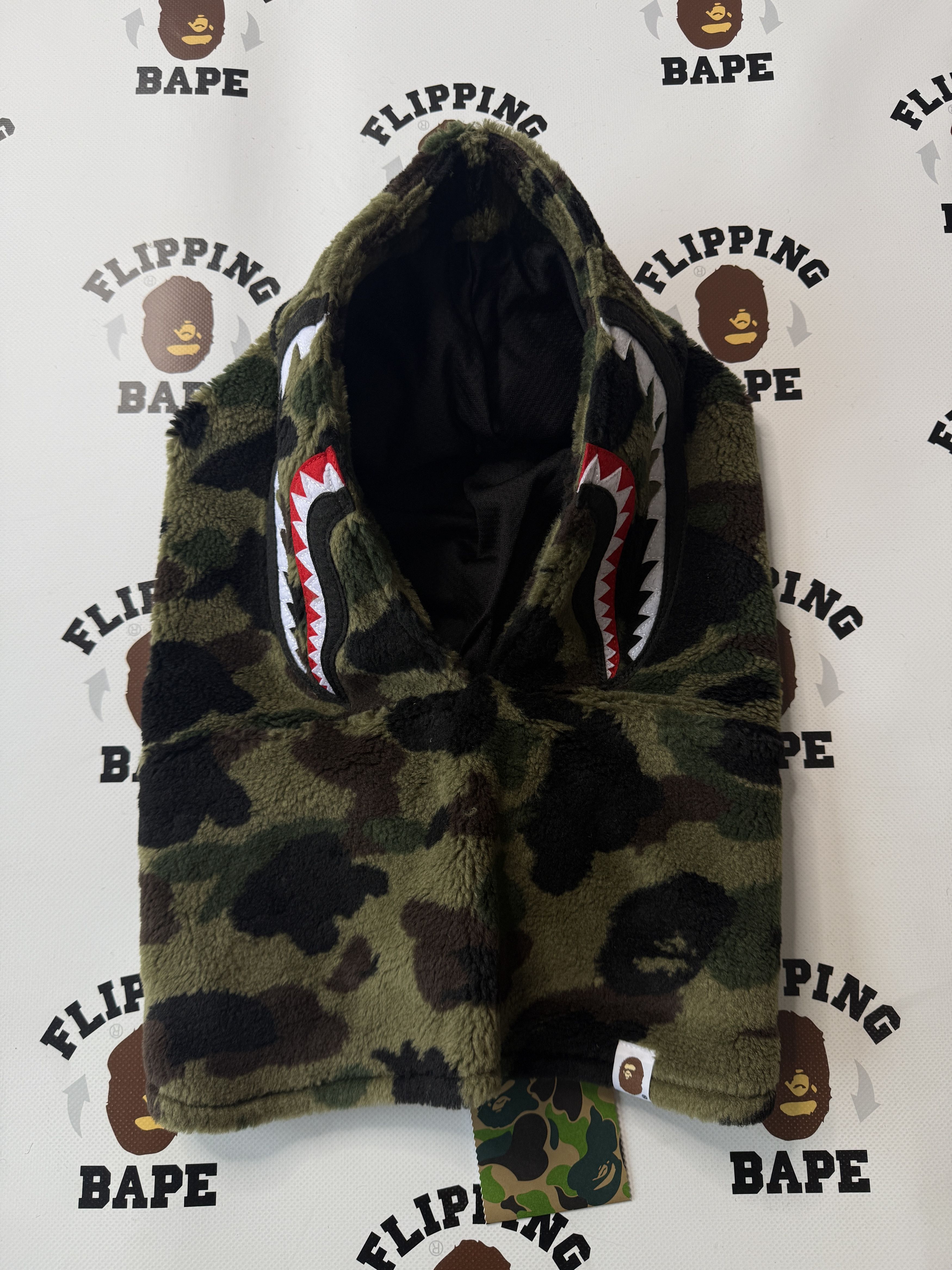 Bape 1ST CAMO SHARK BOA SNOOD Size ONE SIZE - 4 Thumbnail
