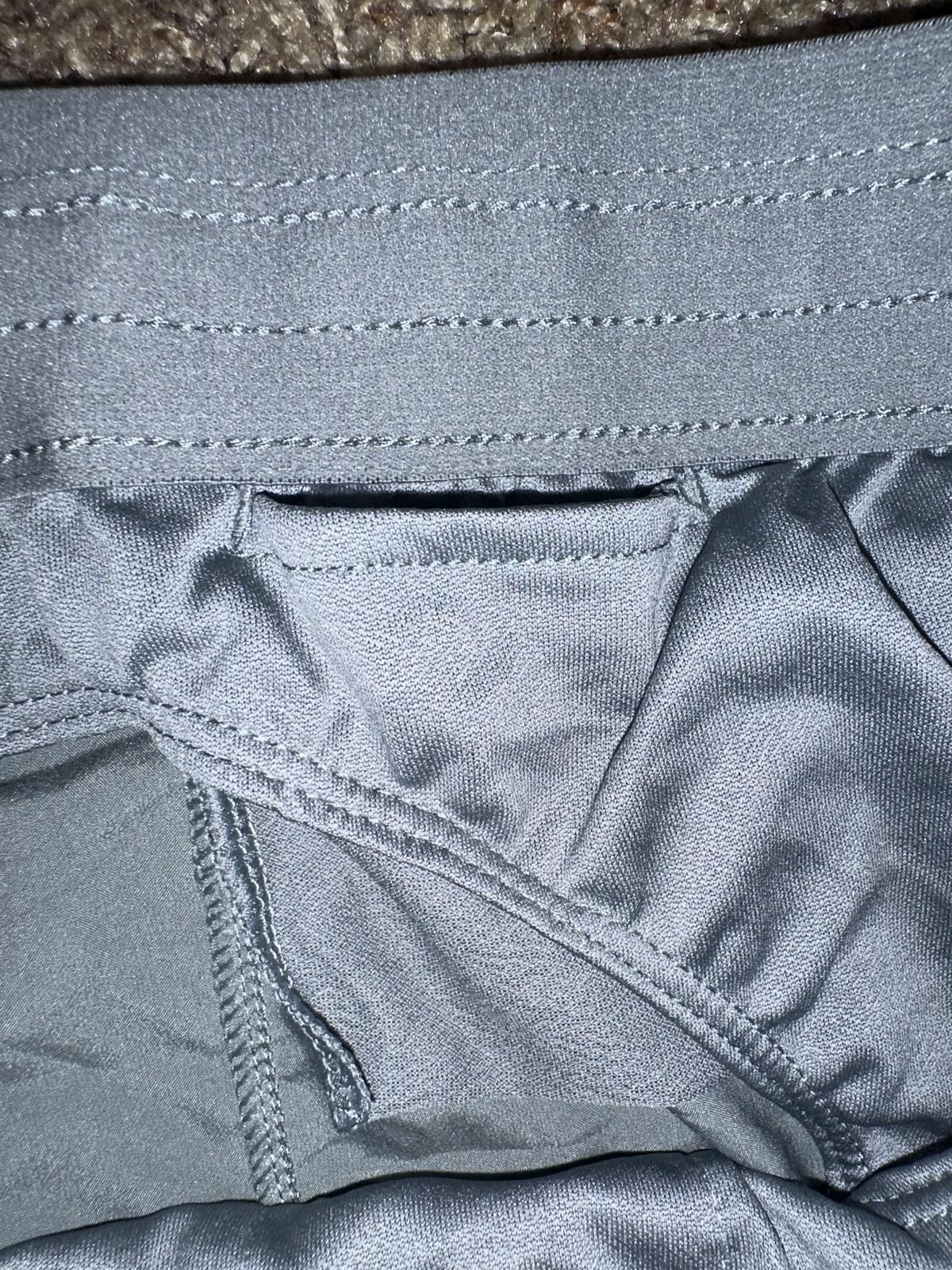 Nike Nike Tempo Luxe Women's 8cm Running Shorts Size 32" / US 10 / IT 46 - 5 Thumbnail