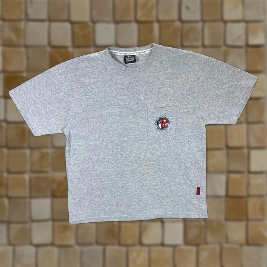 Vintage VINTAGE Princess Cruises Worldwide Embroidered Souvenir Grey T-Shirt Large XL Mens Shirt Short Sleeve Crew Neck Cotton Size US L / EU 52-54 / 3 - 1 Thumbnail
