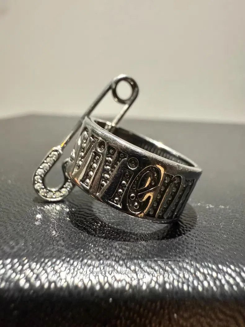 Vivienne Westwood Vivienne Westwood Silver Safety Pin Ring . Size ONE SIZE - 2 Thumbnail