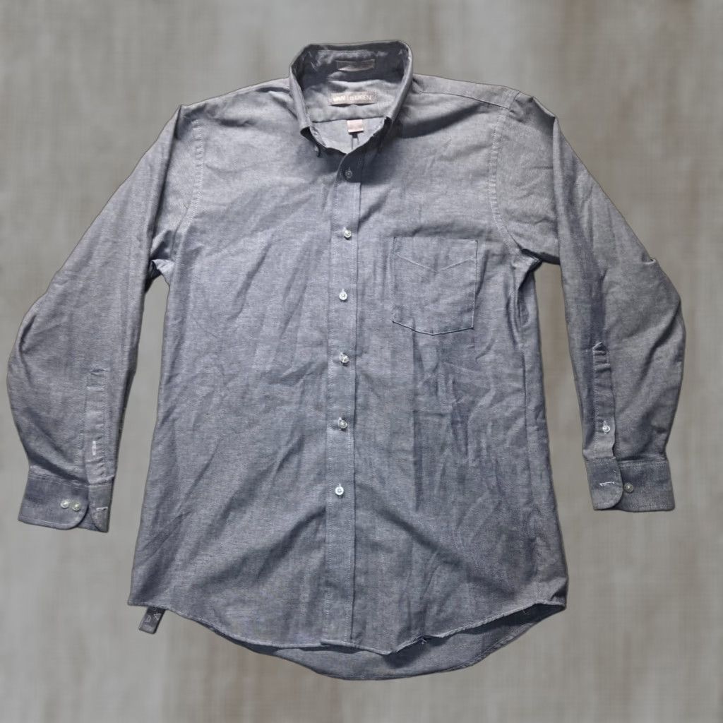 Van Heusen Van Heusen Shirt Gray Solid Button-Up Long Sleeve Men 15.5 All Seasons Casual Formal Workwear Dress Shirts Mens Size US L / EU 52-54 / 3 - 1 Thumbnail