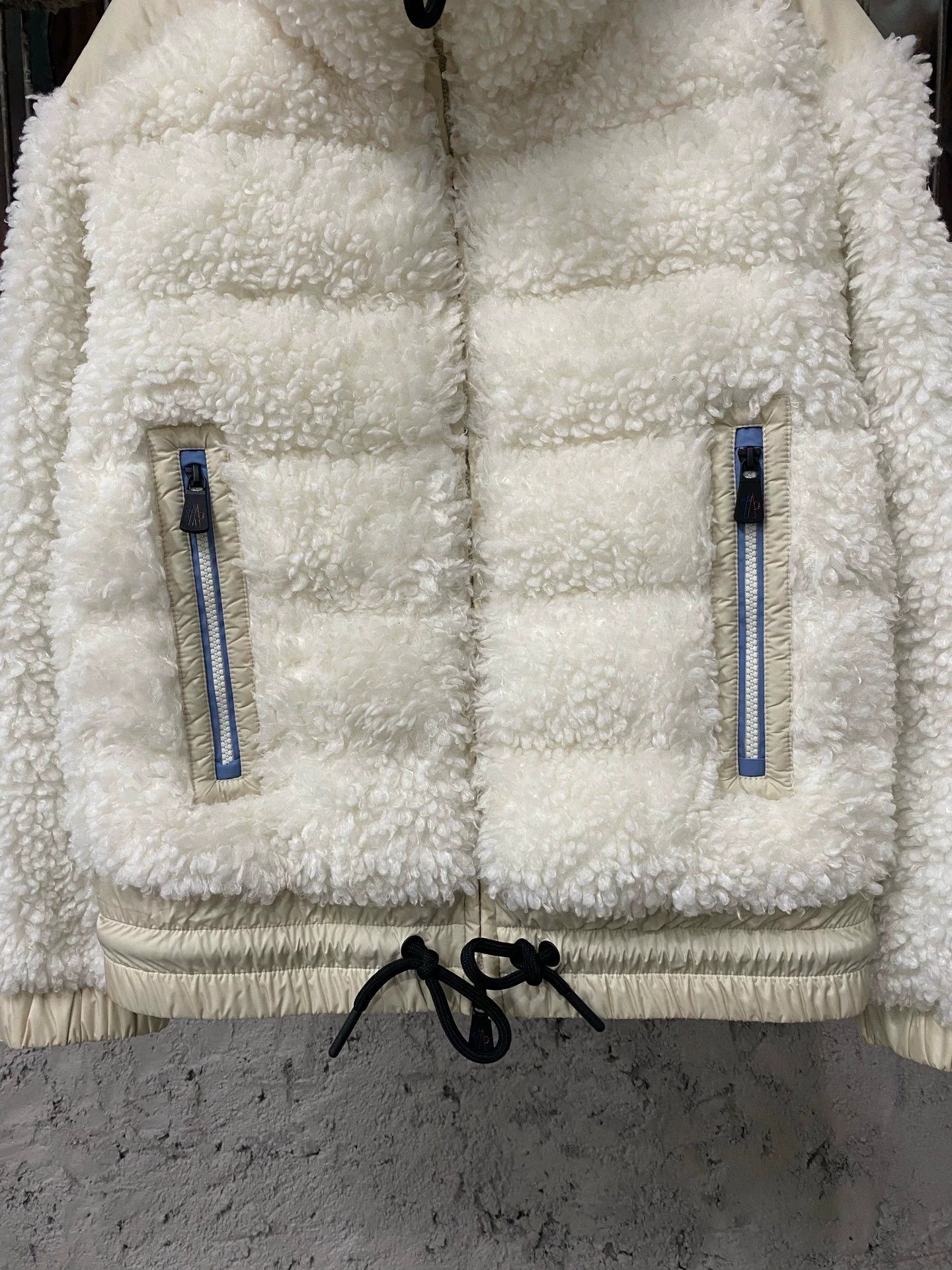 Moncler Moncler Teddy Down Jacket XS New Size XS / US 0-2 / IT 36-38 - 4 Thumbnail