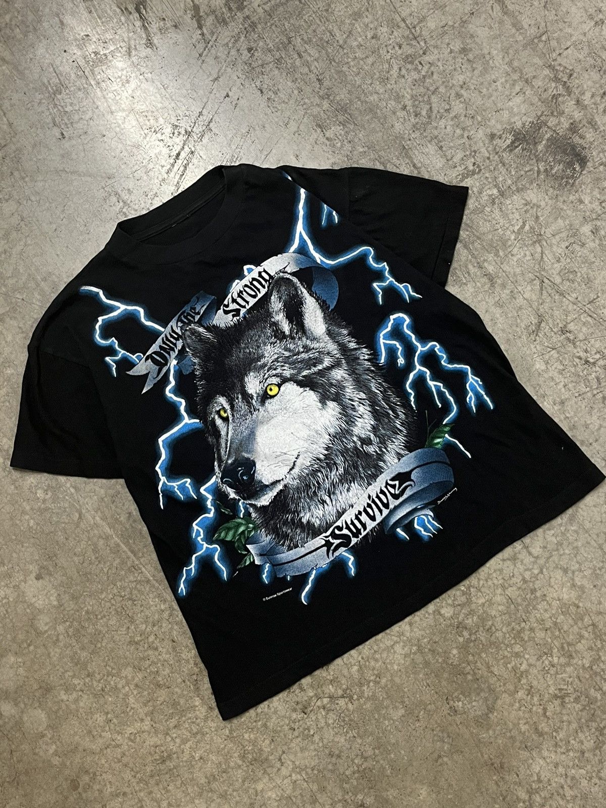 Vintage 90s American thunder AOP wolf tee shirt rare hype