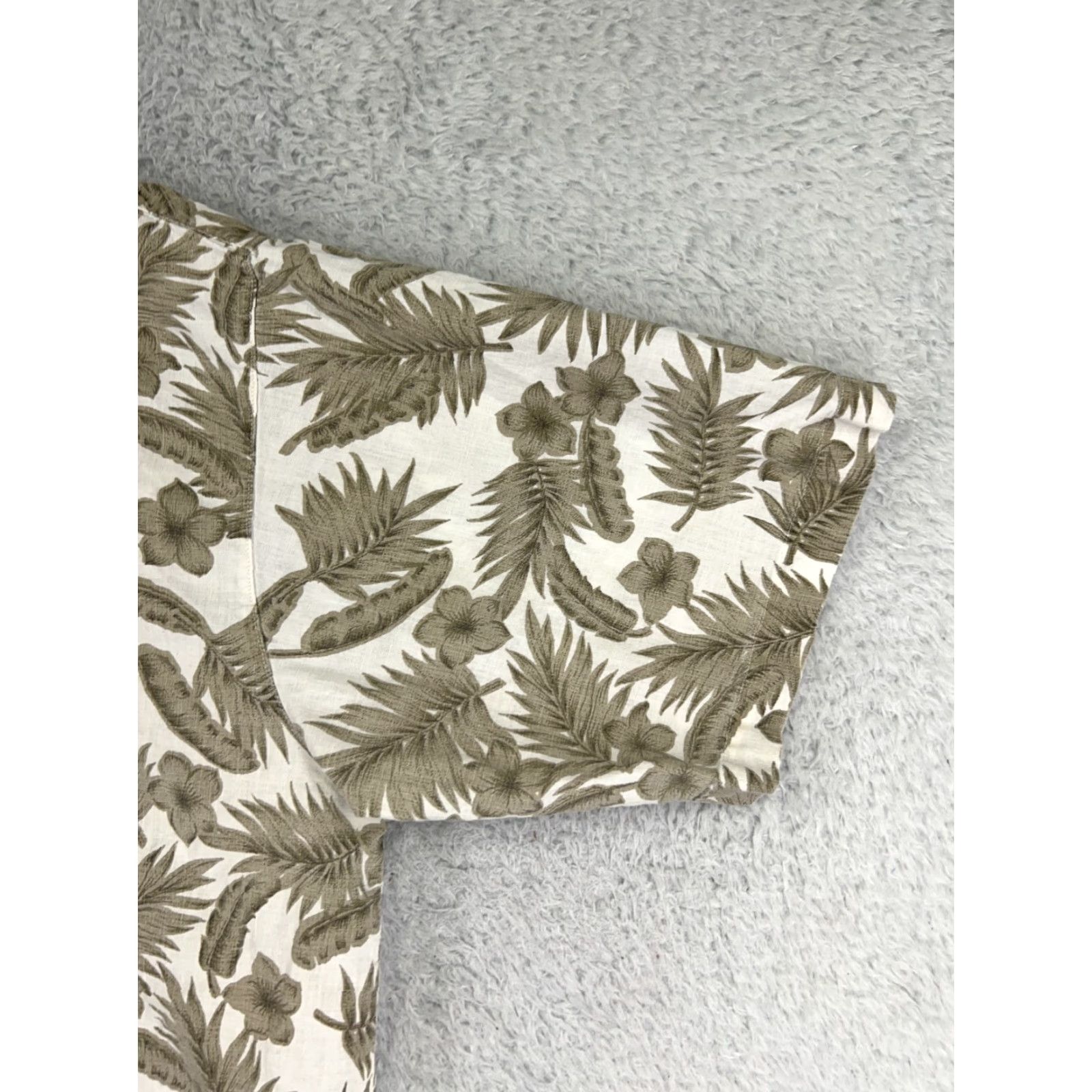 Van Heusen Van Heusen Shirt Mens XL Beige Linen Hawaiian Button-Up Short Sleeve Palm Beach Beachwear Pattern Floral 90s? Size US XL / EU 56 / 4 - 4 Thumbnail