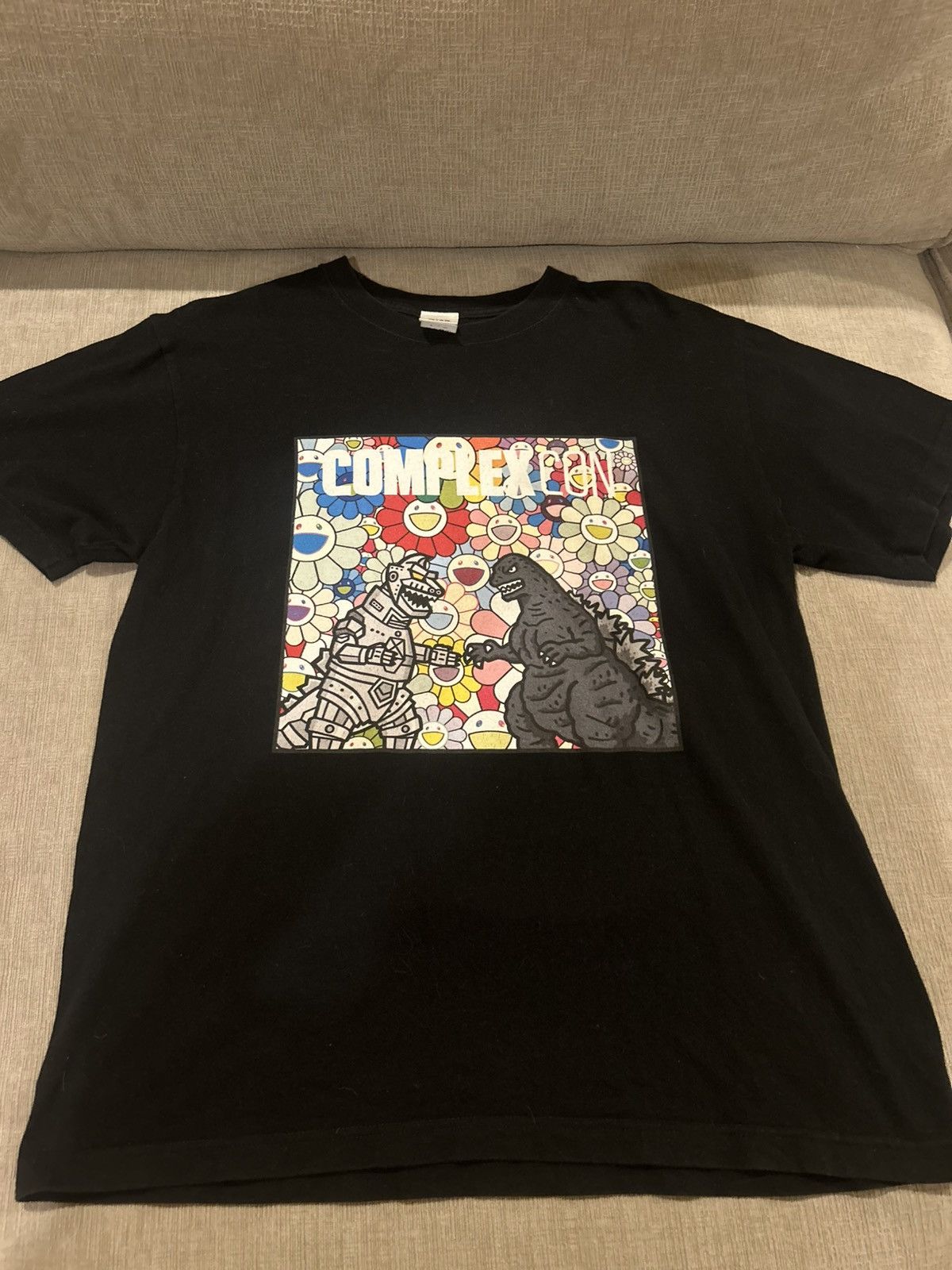 NEW takashi murakami chicago TM/KK MCA complexcon exclusive tee t-shirt