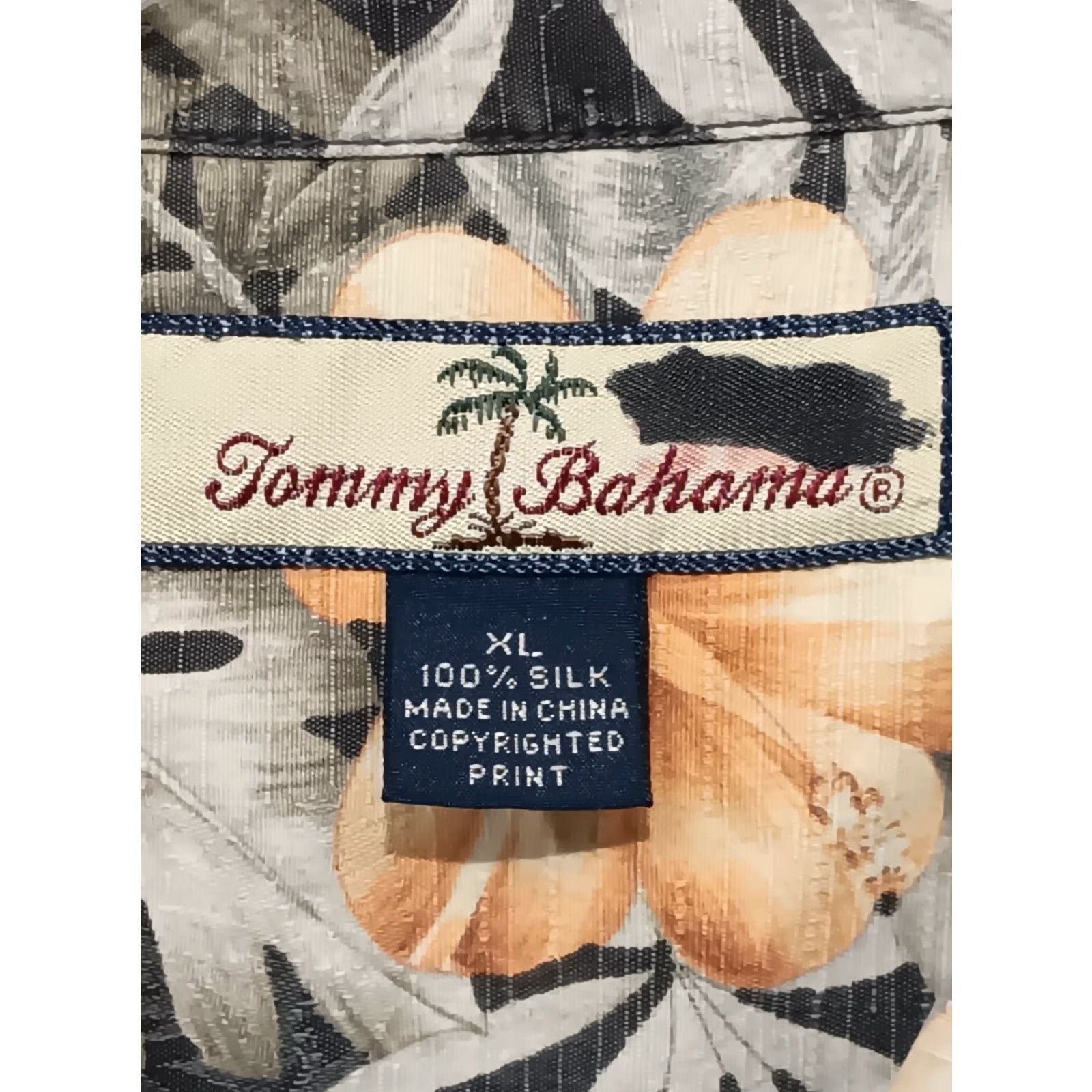 Tommy Bahama Tommy Bahama Shirt Mens XL Black 100% Silk Floral Tropical Short Sleeve Button-Up Casual, Travel, Party, Wedding Size US XL / EU 56 / 4 - 3 Thumbnail