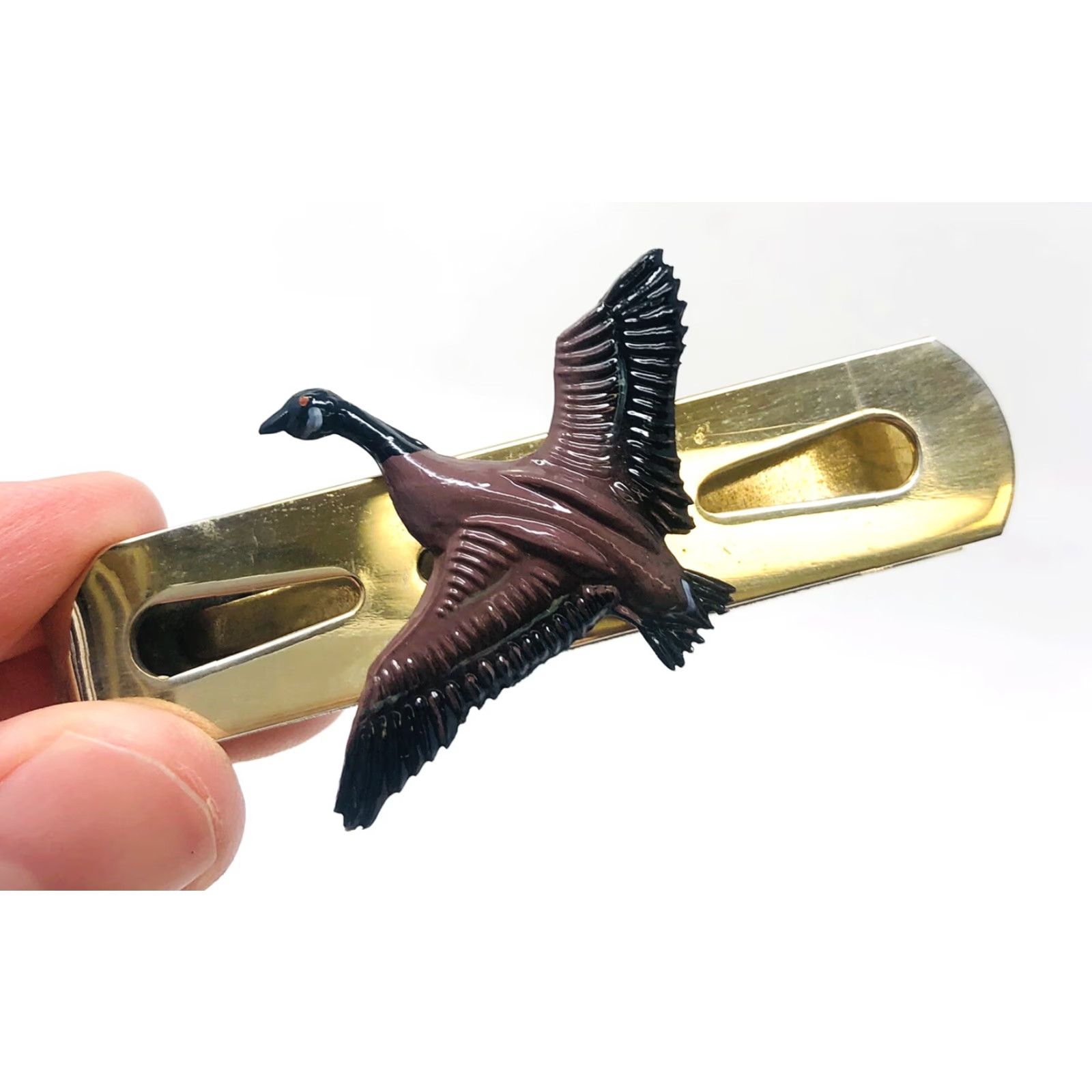 Vintage VINTAGE Gold Tone Flying Duck Money Clip Men Gold Tone Money Clip Flying Duck Men D22 Size ONE SIZE - 2 Thumbnail