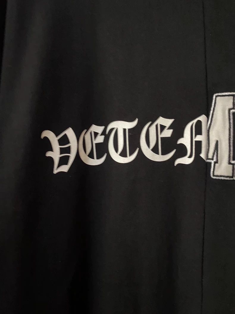 Vetements Vetements Sanskrit embroidery patched short-sleeved Size US S / EU 44-46 / 1 - 3 Thumbnail