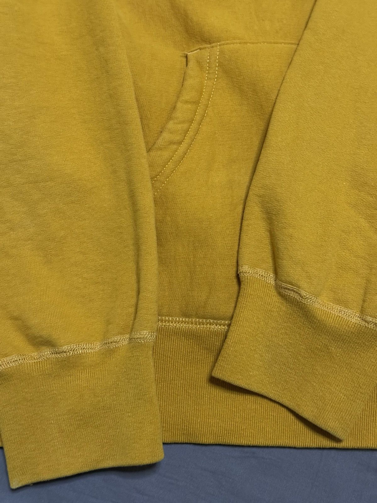 Supreme Supreme fw11 mustard box logo hoodie Size US L / EU 52-54 / 3 - 6 Thumbnail