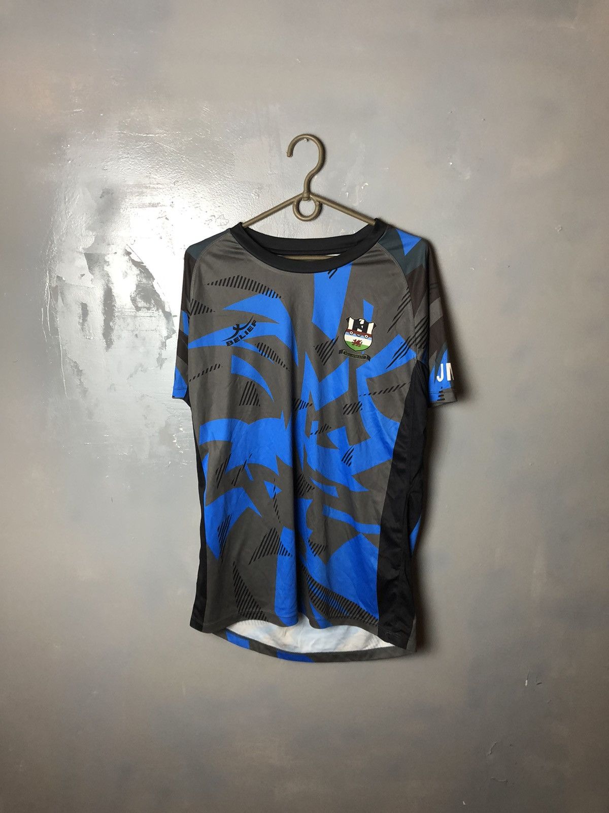 Other Men’s jersey Risca United size L Size US L / EU 52-54 / 3 - 1 Thumbnail