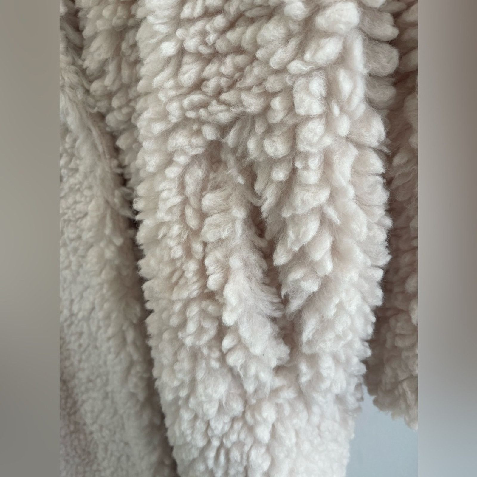 PrettyLittleThing Pretty Little Thing Faux Fur Puffy Jacket Sz 12 Size XL / US 12-14 / IT 48-50 - 3 Thumbnail