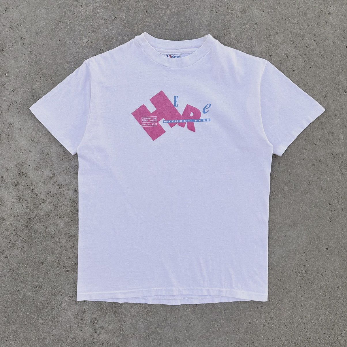Hanes VTG 80’s Here Without Fear Gay Pride Rally Graphic Shirt Size US L / EU 52-54 / 3 - 1 Thumbnail