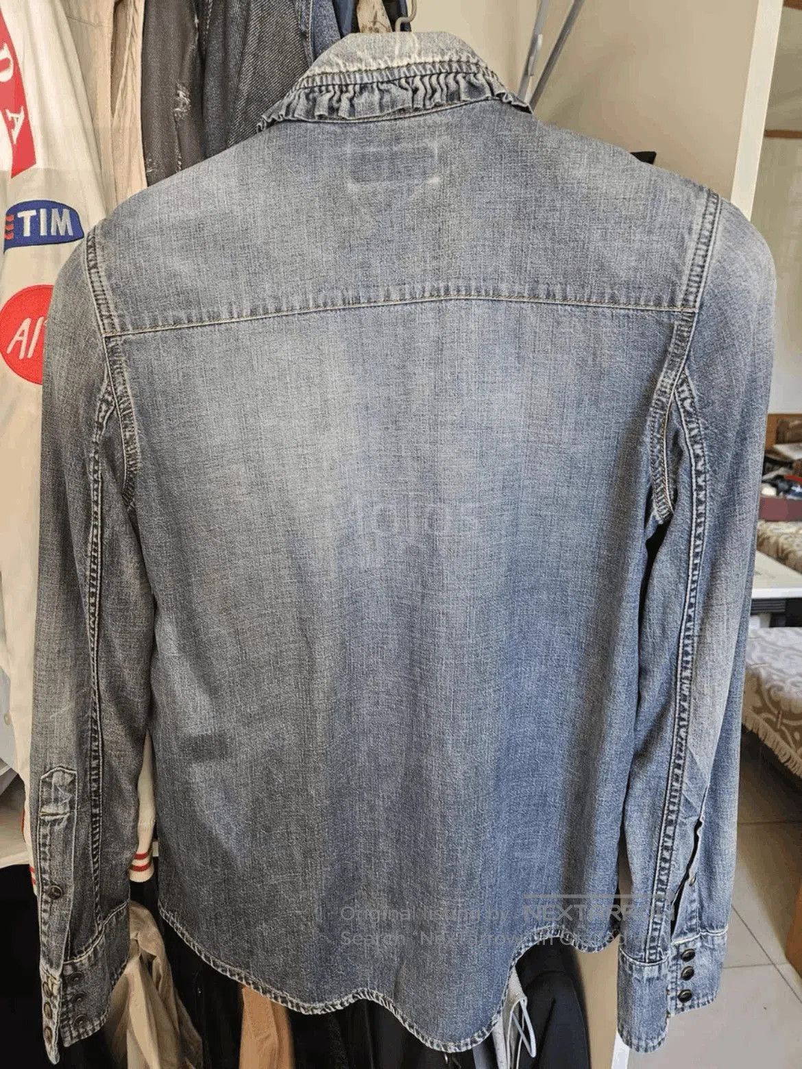 Saint Laurent Paris Saint Laurent Paris Flower Front Denim Shirt. Size US L / EU 52-54 / 3 - 2 Thumbnail
