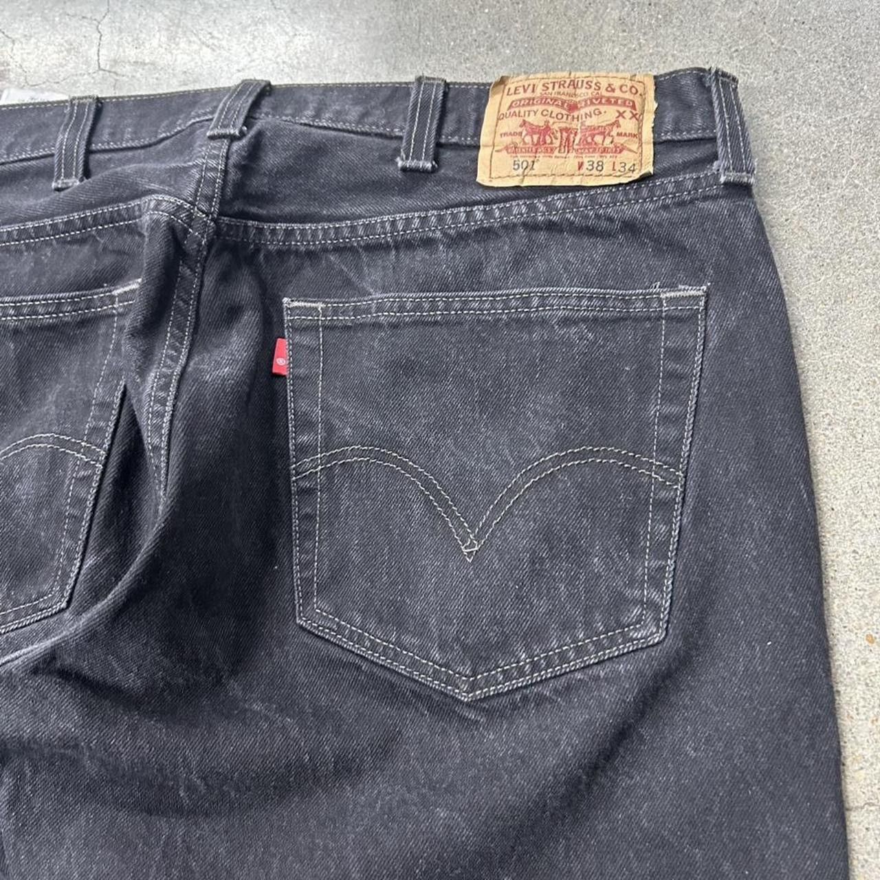 Levi's Levi’s Black 501 Blank Tab Button Fly Grunge Jeans Size 34 Size US 34 / EU 50 - 6 Thumbnail