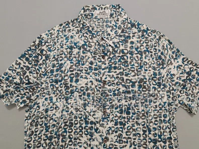 Hermes Hermes size 38 Men's silk short-sleeve shirt, 100% mulberry Size US S / EU 44-46 / 1 - 2 Thumbnail