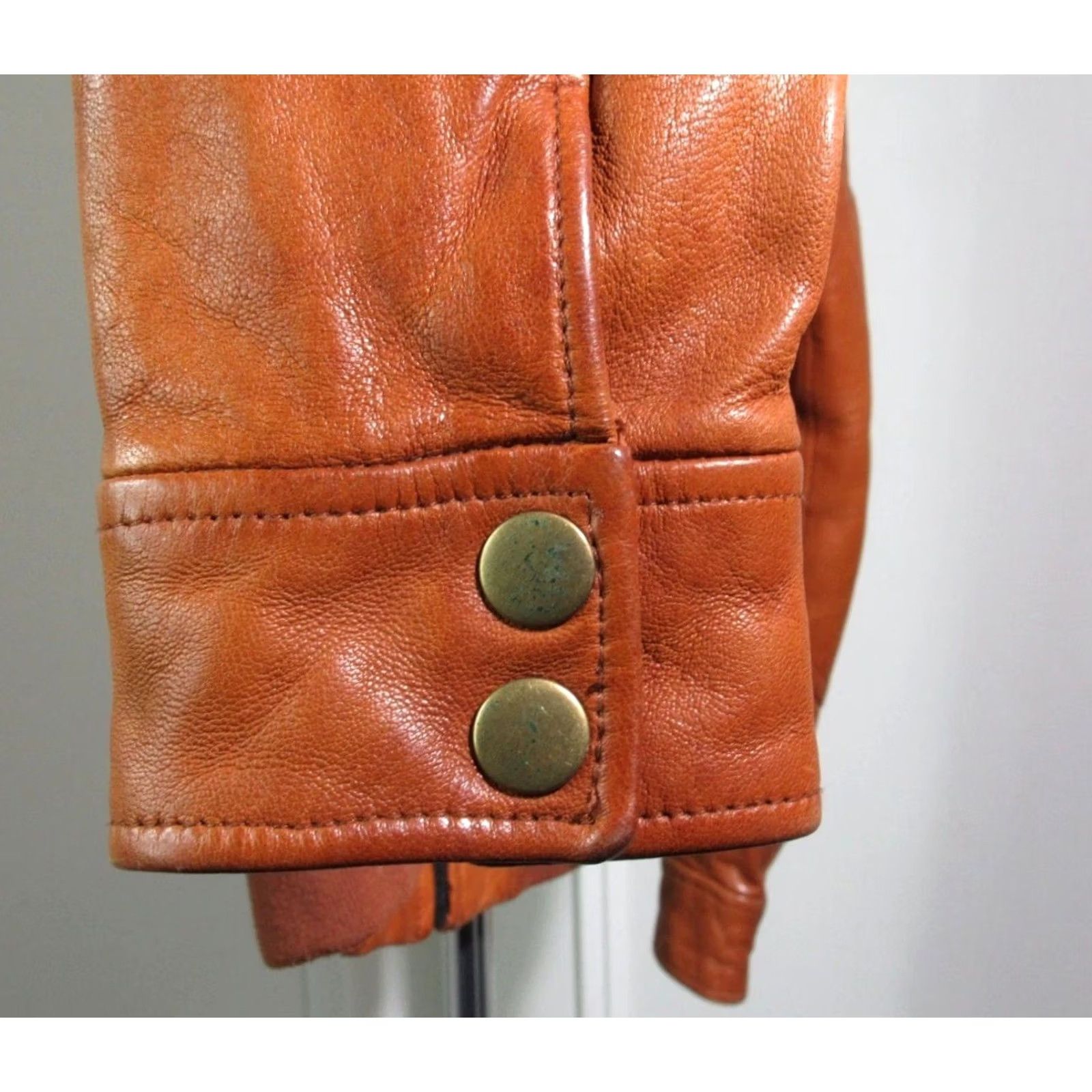 Gap VINTAGE GAP Distressed Leather Bomber Jacket Womens XS Cognac Brown XSmall Size XS / US 0-2 / IT 36-38 - 7 Thumbnail