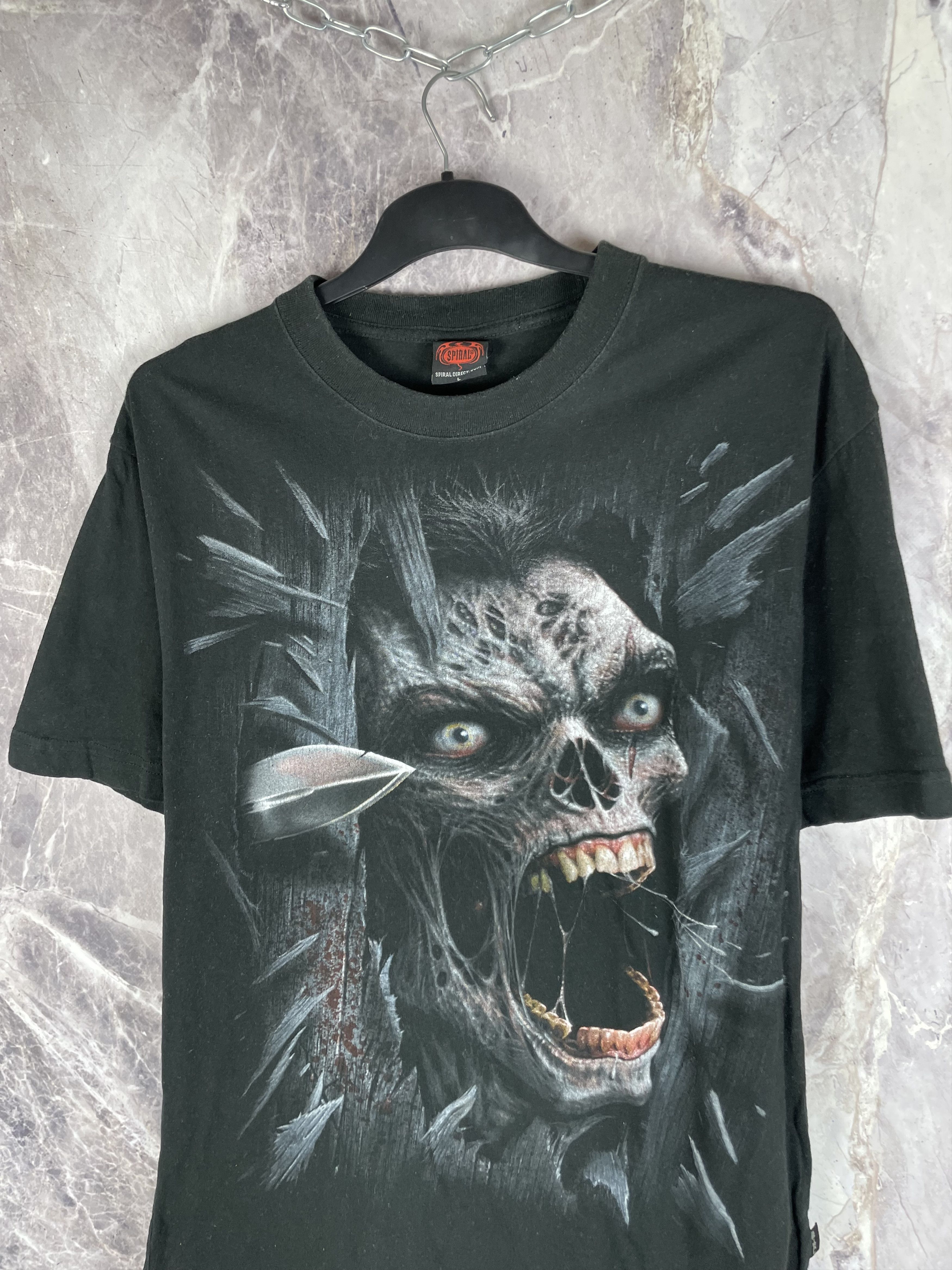 Band Tees vintage faded spiral skull shirt Size US L / EU 52-54 / 3 - 3 Thumbnail