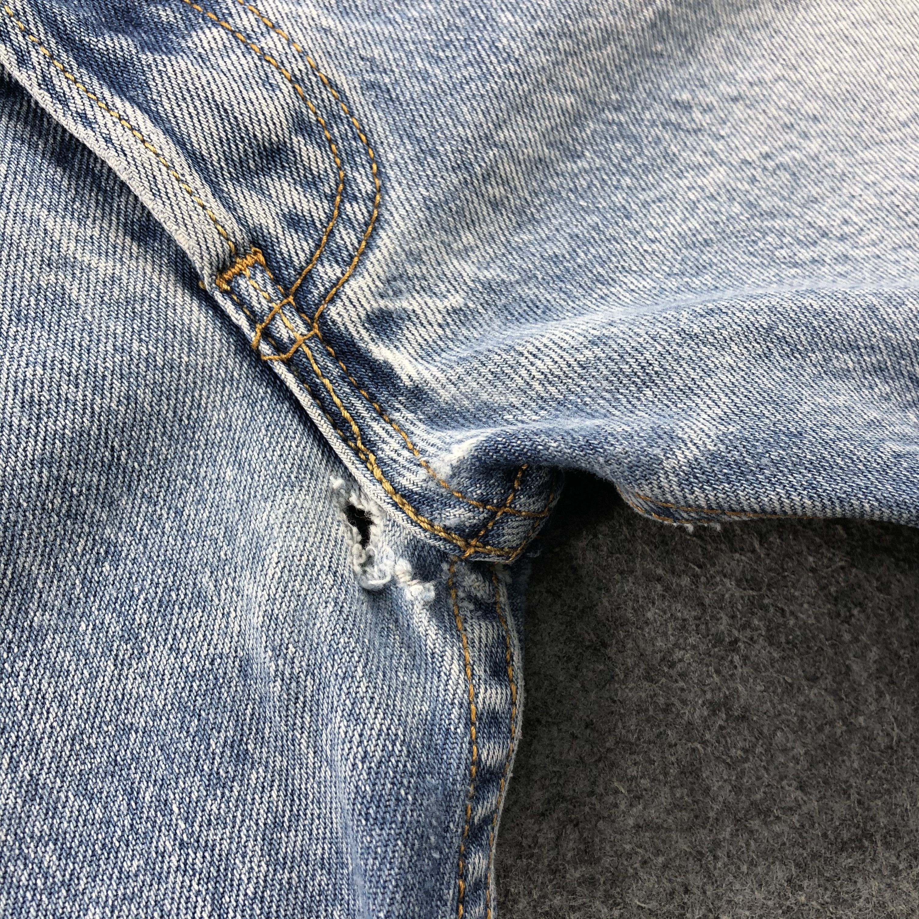 Levi's × Vintage 90s Vintage Blue Wash Levis 501 Jeans-JM1686 Size US 34 / EU 50 - 9 Thumbnail