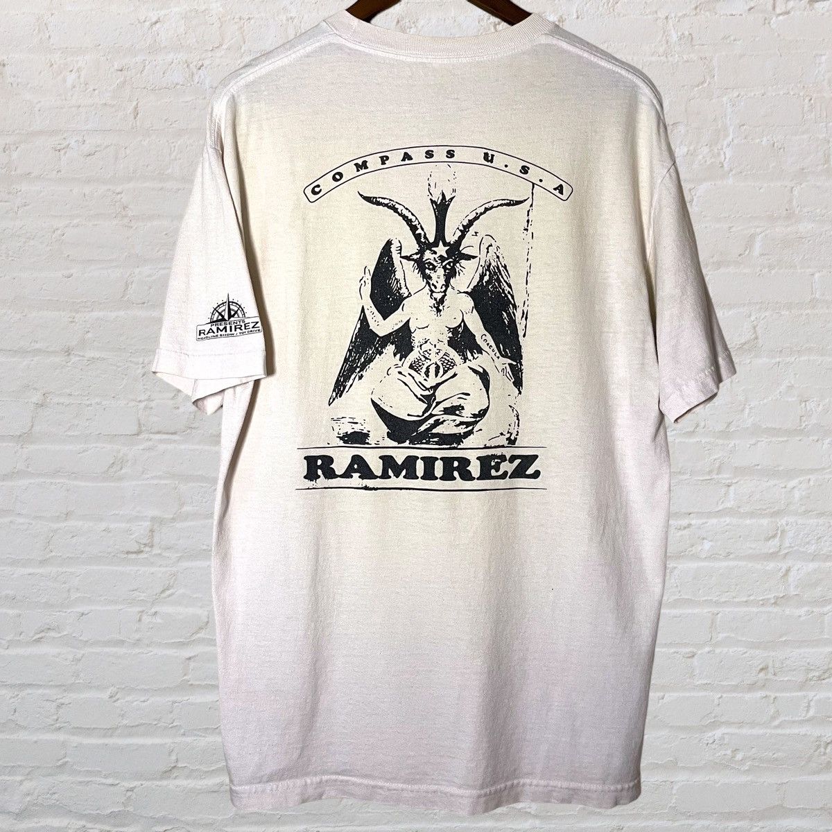 G59 Records Compass U.S.A. X Ramirez Toy Drive T-Shirt Size US L / EU 52-54 / 3 - 2 Thumbnail