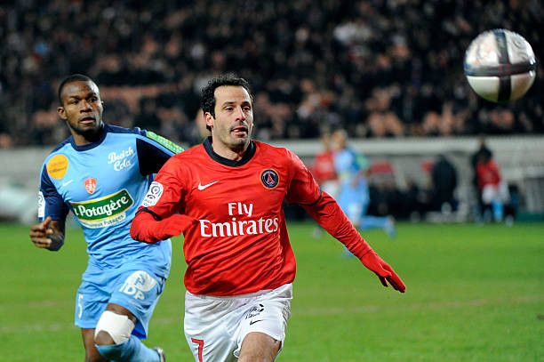 Nike Paris saint germain away 2010 ludovic giuly jersey football Size US L / EU 52-54 / 3 - 17 Thumbnail