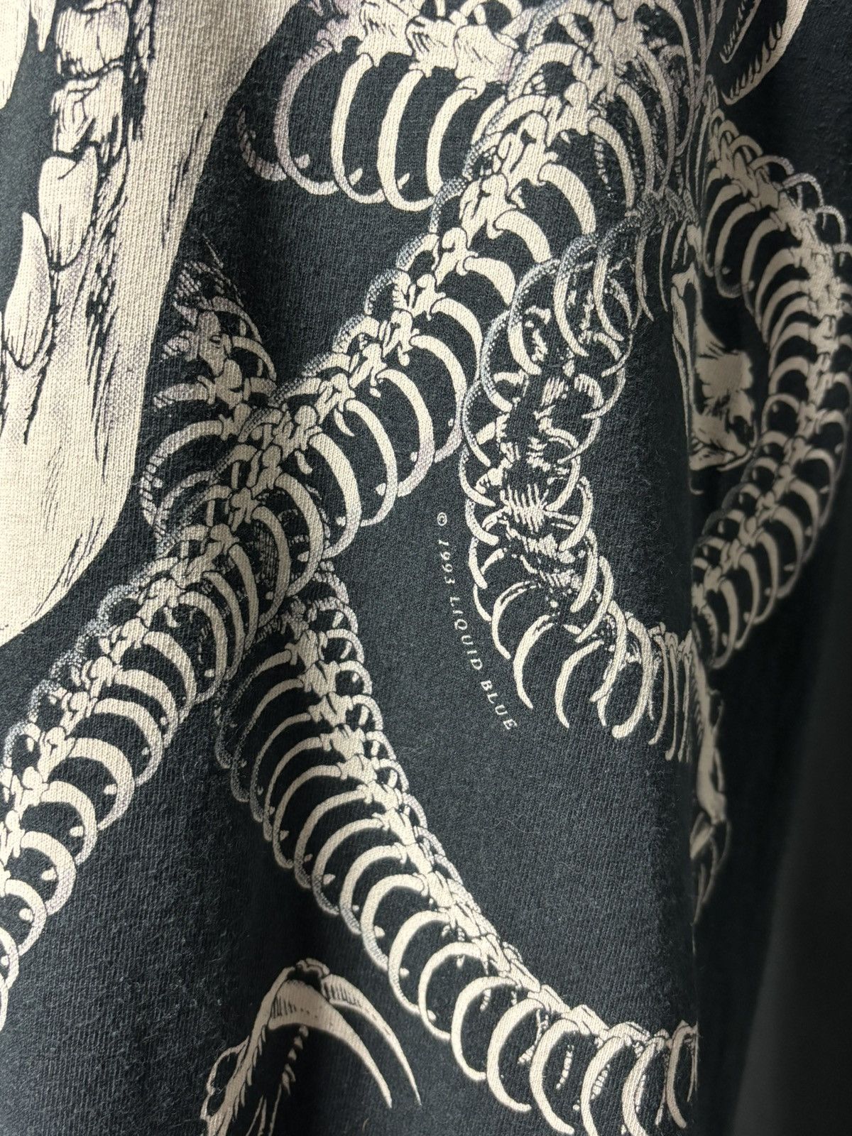 Liquid Blue Vintage 1993 Liquid Blue Medusa All Over Print T-shirt Size US XL / EU 56 / 4 - 4 Thumbnail