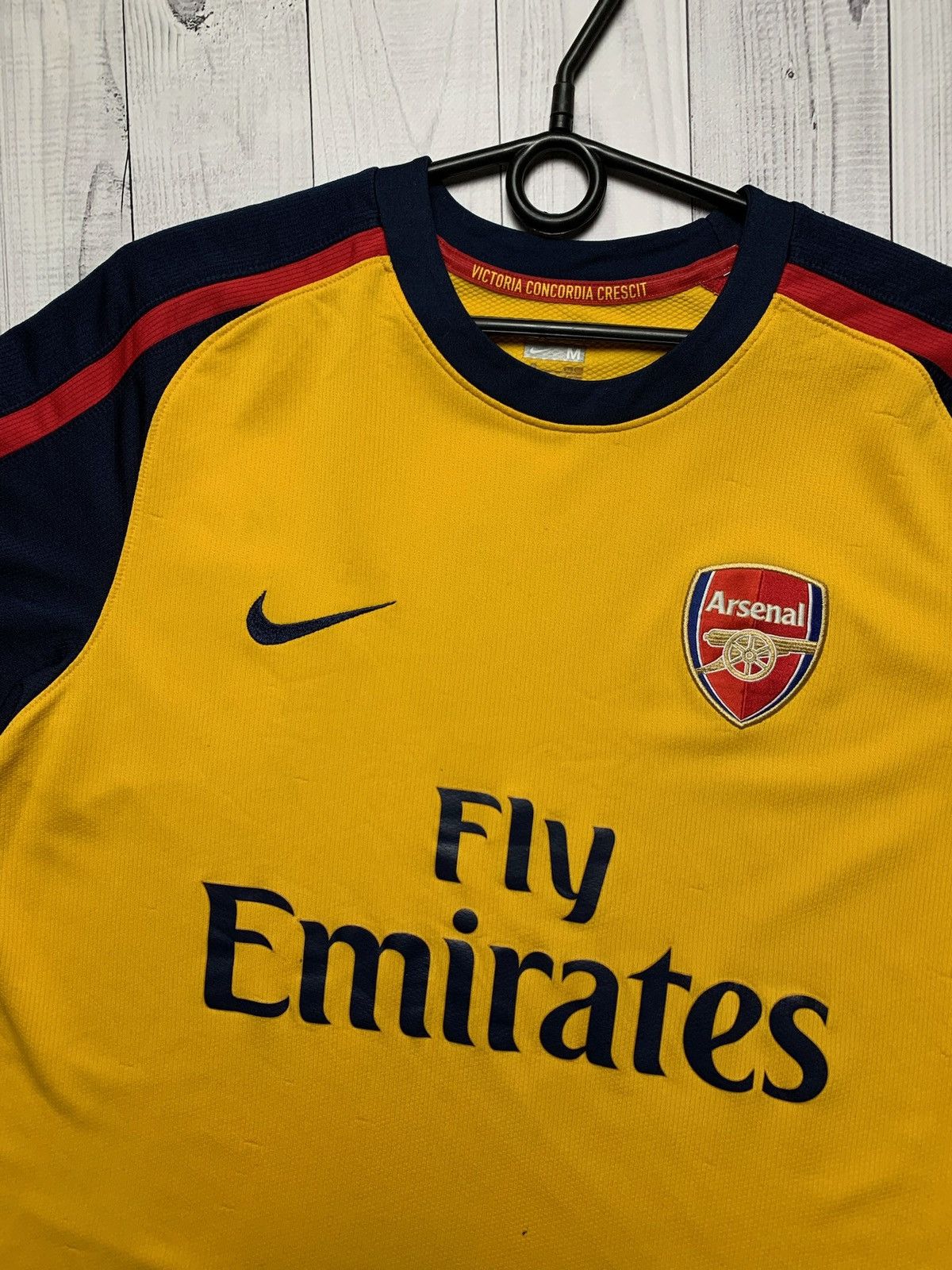 Nike × Vintage Vintage Arsenal soccer jersey Nike yellow size M Size US M / EU 48-50 / 2 - 2 Thumbnail