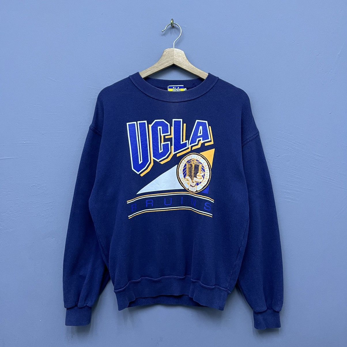 Vintage Vintage UCLA Crewneck Sweatshirt Size US S / EU 44-46 / 1 - 1 Thumbnail