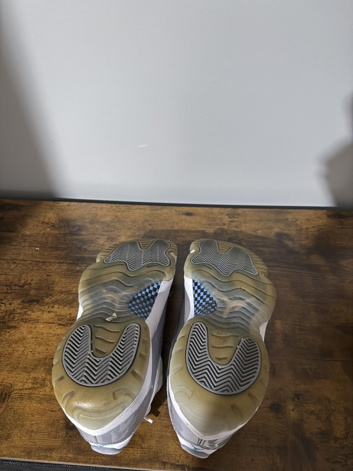 Jordan Brand × Nike Jordan 11 Low Size US 9 / EU 42 - 6 Thumbnail