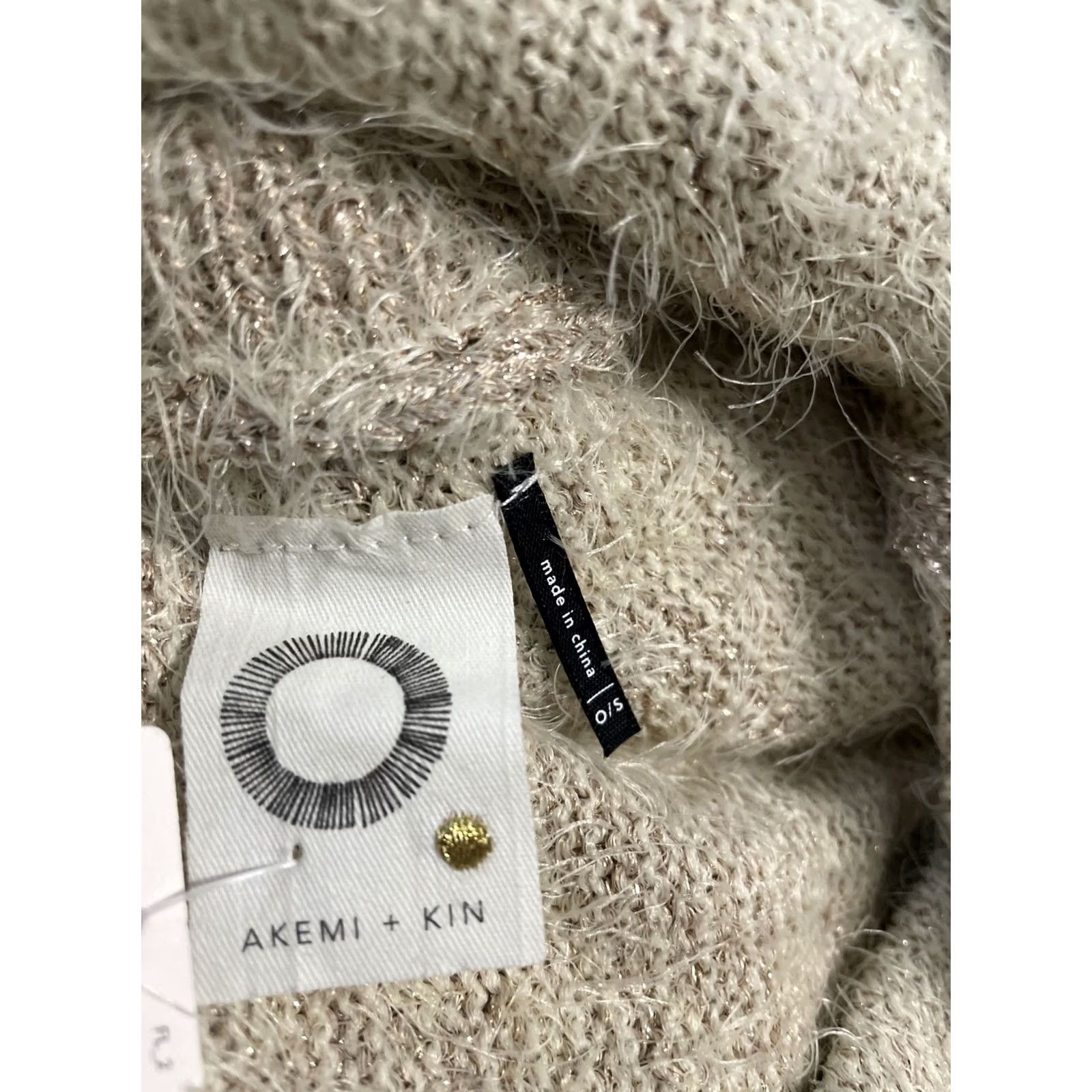 Anthropologie Anthropologie Poncho Womens One Size Cream NWT Akemi Kin Lara Eyelash Golden Metallic Fuzzy Size ONE SIZE - 4 Thumbnail