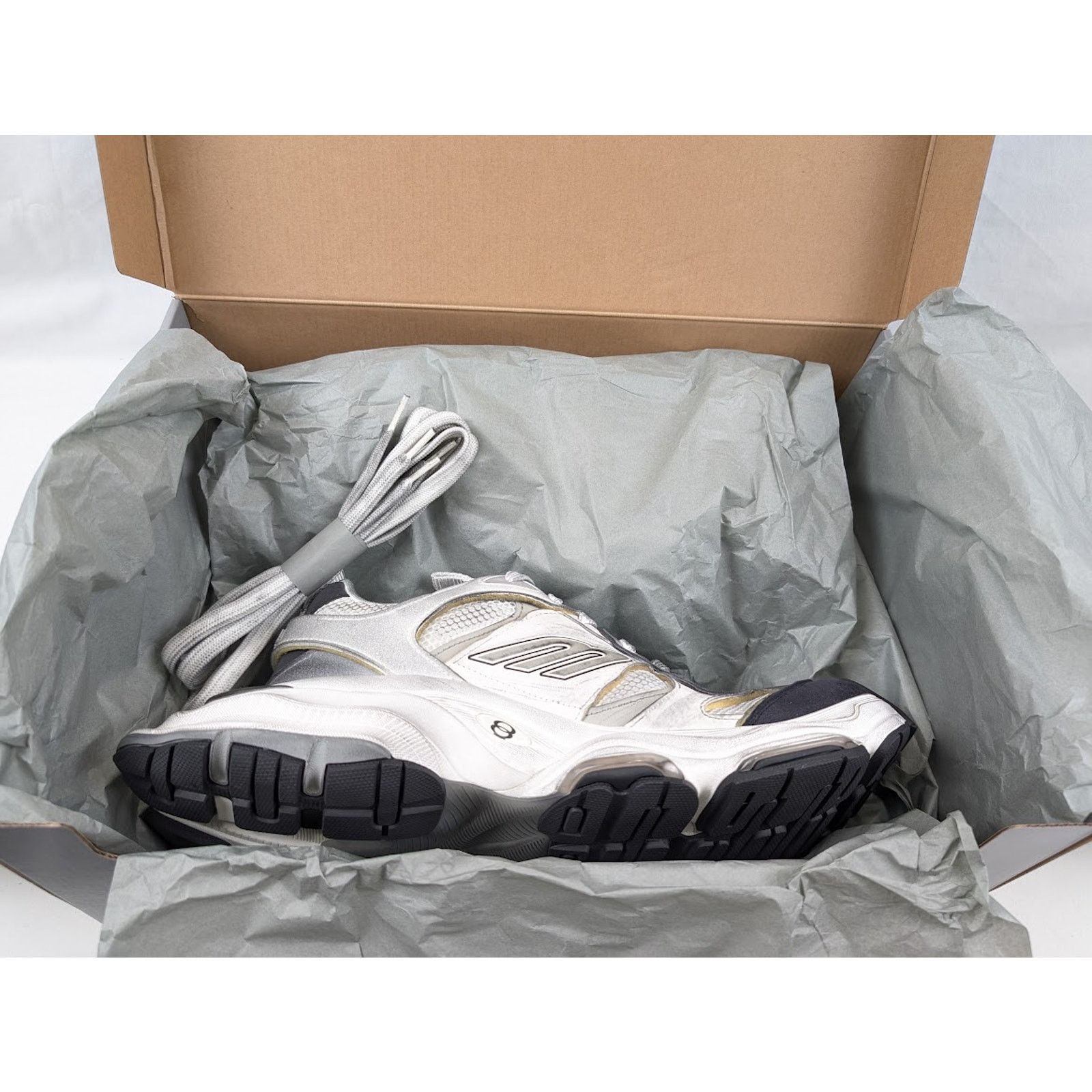 Balenciaga o1rshd1 Suede Mesh Cargo Sneakers in White/Grey Size US 8 / EU 41 - 18 Thumbnail
