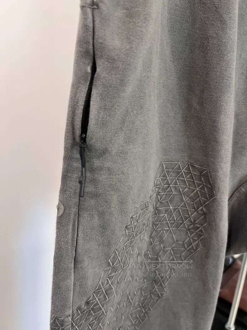 Boris Bidjan Saberi Boris Bidjan Saberi size M Heavy-Duty Washed Distressed Em Size US 27 - 4 Thumbnail