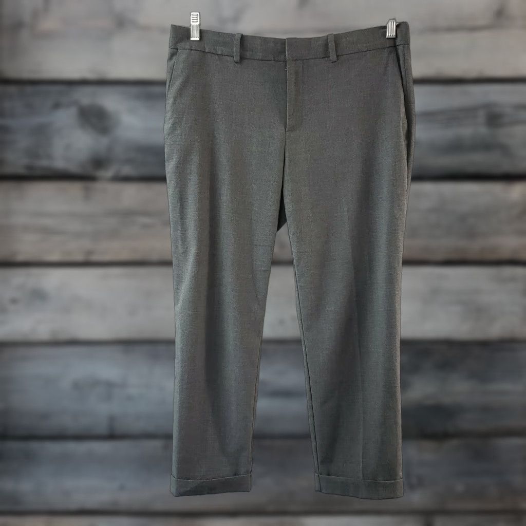 Banana Republic Banana Republic Womens Cropped Pants Sz 8 Gray Mid Rise Cuffed Pants Womens Cropped Gray 8 BanRepublic Size 30" / US 8 / IT 44 - 1 Thumbnail