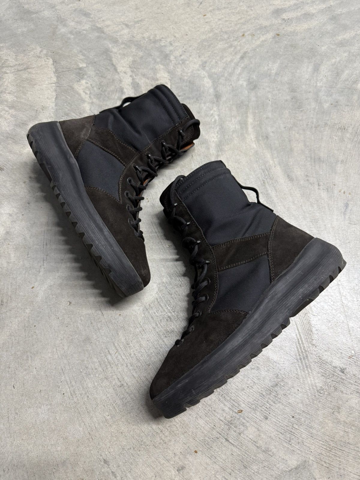 Yeezy Yeezy Season 3 Onyx Boots Size US 11 / EU 44 - 3 Thumbnail
