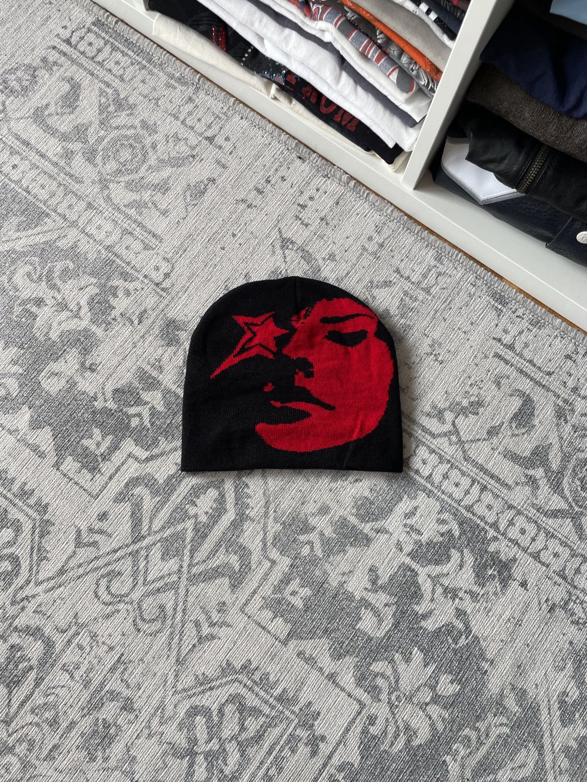 Other Vintage Y2K Beanie Hat Avant Garde Big Star Face Japanese Size ONE SIZE - 1 Thumbnail