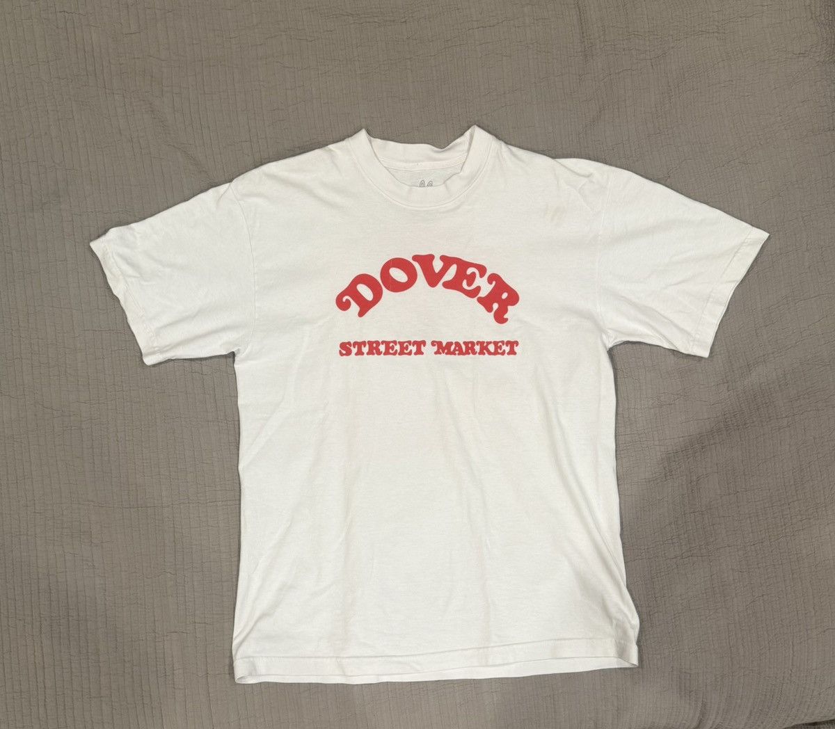 Dover Street Market DOVER STREET MARKET x VERDY Year of the Rabbit T-Shirt (M) Size US M / EU 48-50 / 2 - 1 Thumbnail